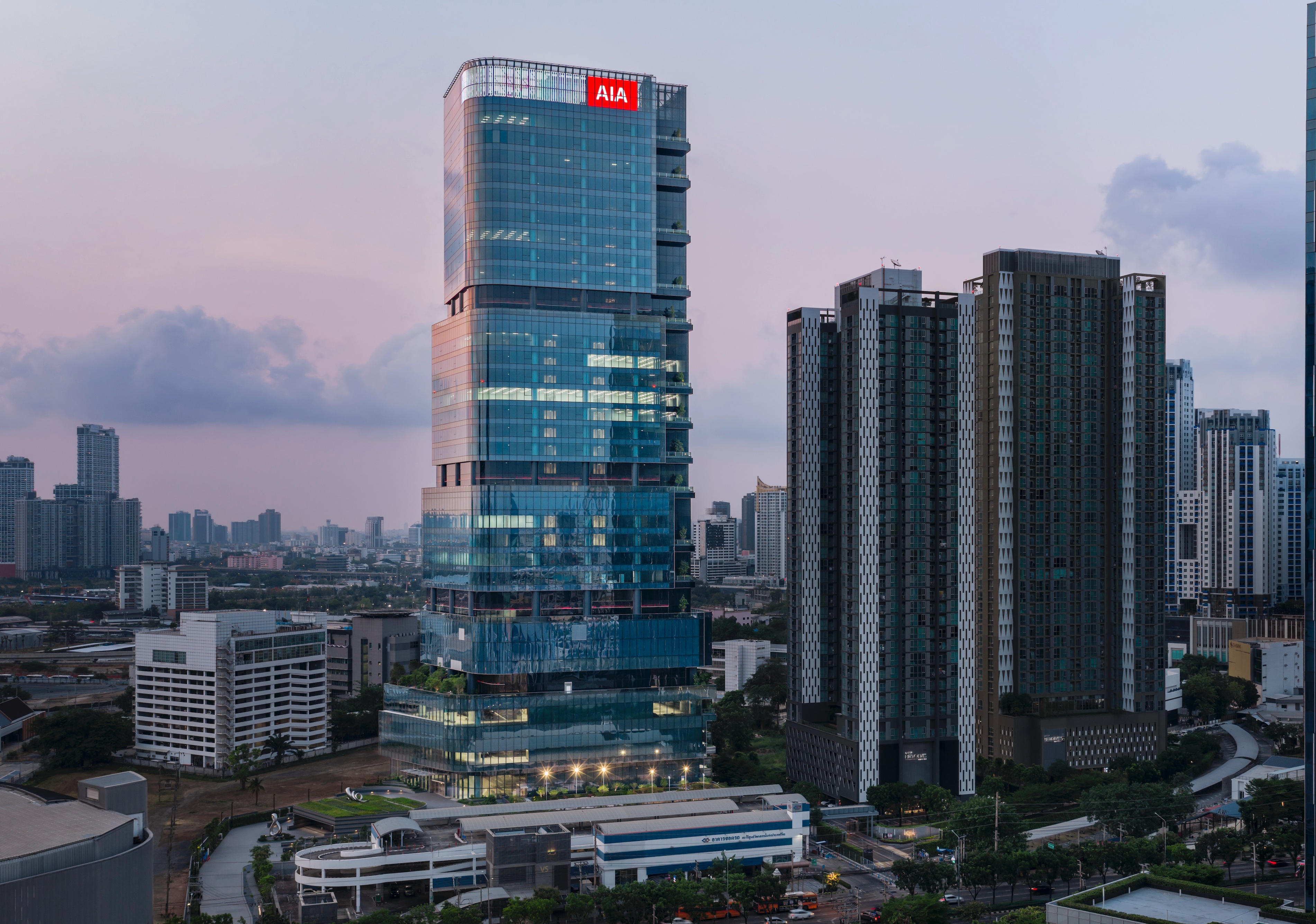 ภาพอาคาร AIA Connect มุมสูง