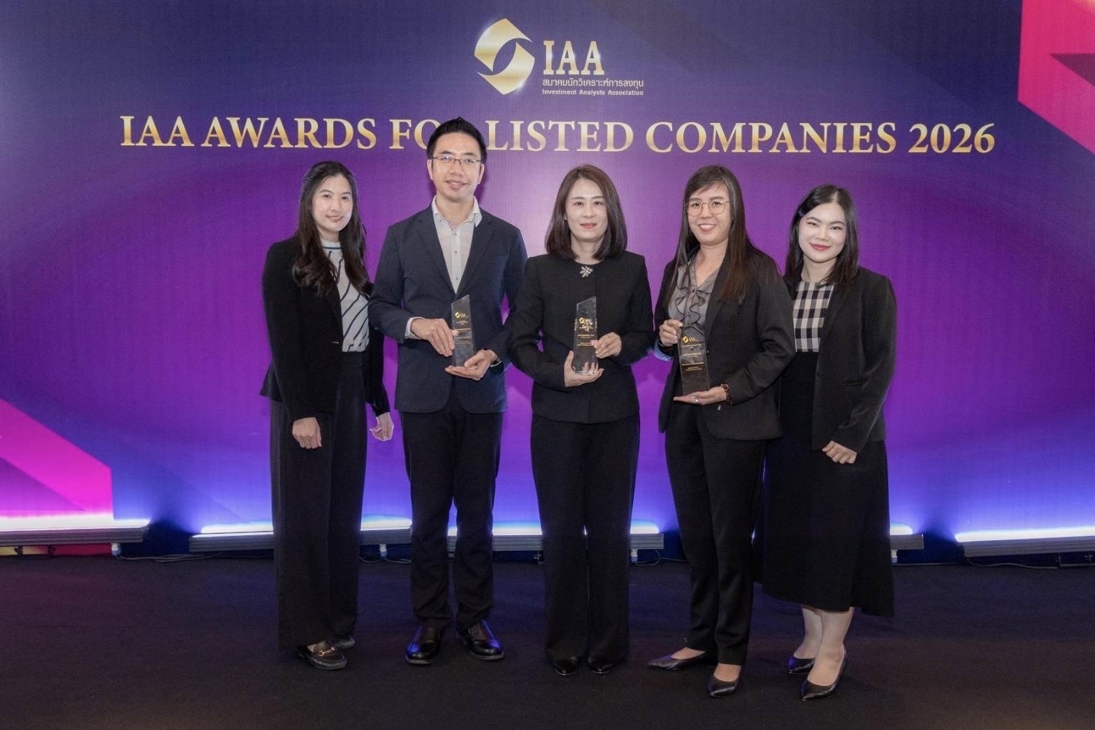 ผู้บริหาร บี.กริม เพาเวอร์ รับรางวัลคุณภาพ 3 รางวัล ในงาน IAA Awards for Listed Companies 2026