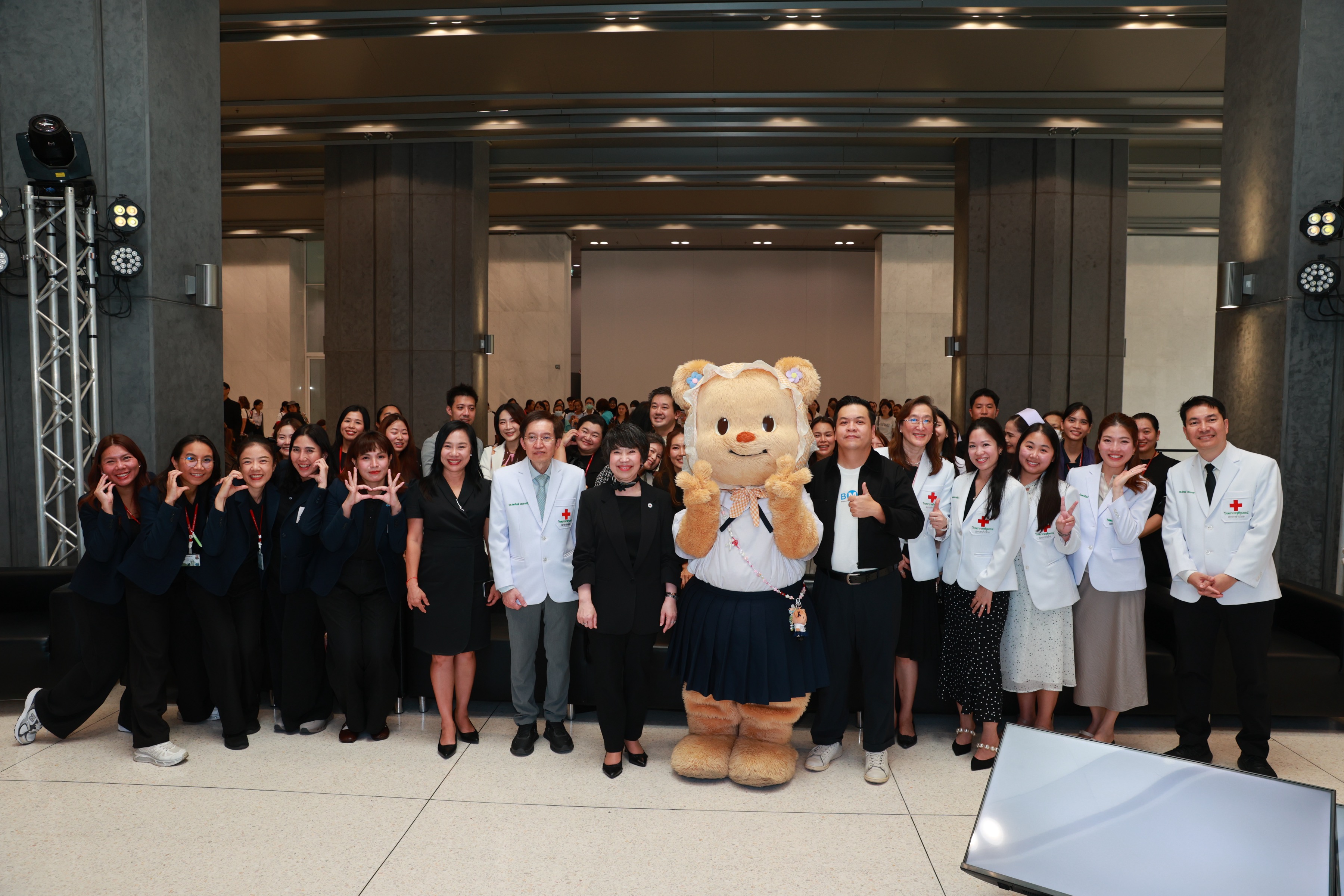 BEM ร่วมกับสภากาชาดไทยและ Butterbear เปิดแคมเปญ น้องเนยชวนสู้มะเร็ง The Proton Power