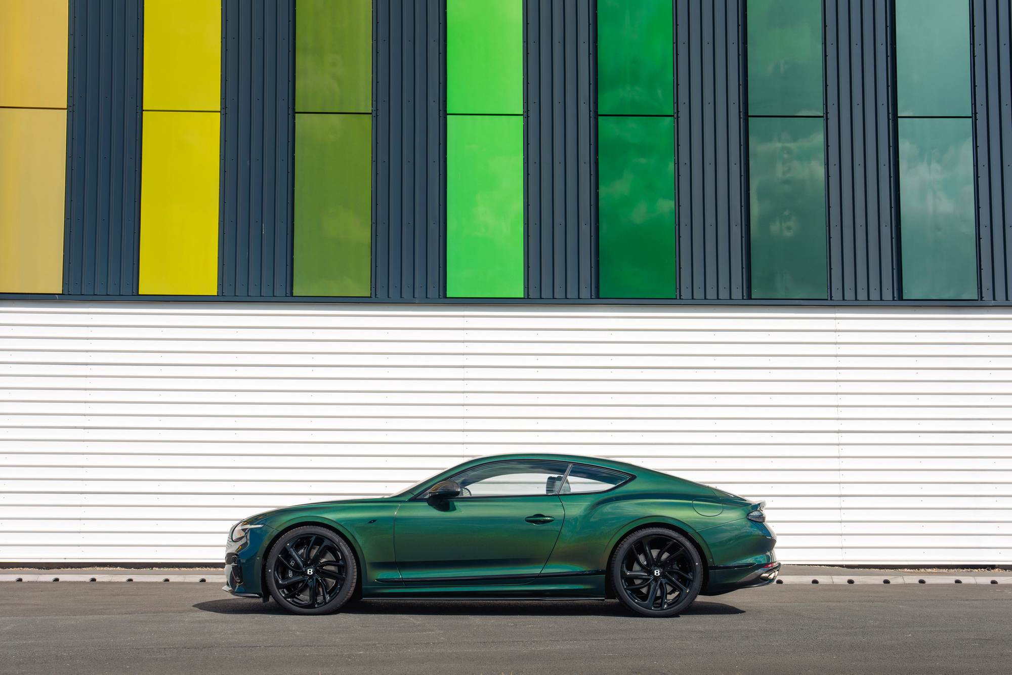 รถยนต์ Continental GT S สี Spectral Verdant