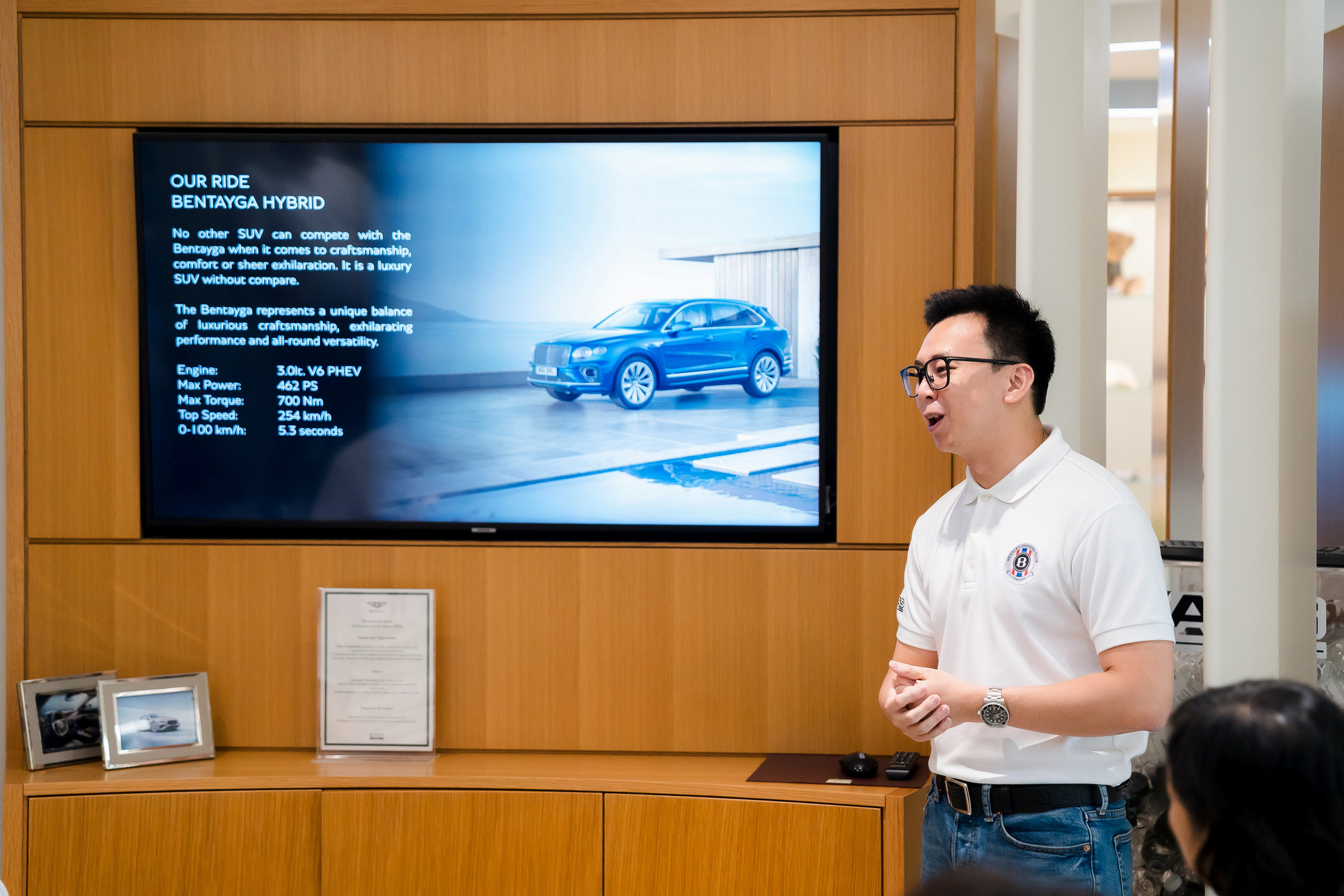 บรรยากาศการเดินทางในกิจกรรม Bentley Bangkok Wellbeing Drive 2026