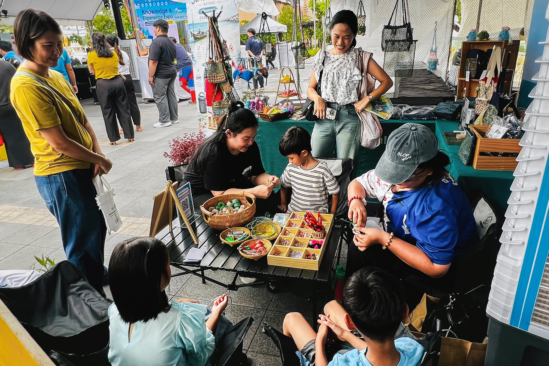 ภาพบรรยากาศภายในงานและกิจกรรมต่างๆ