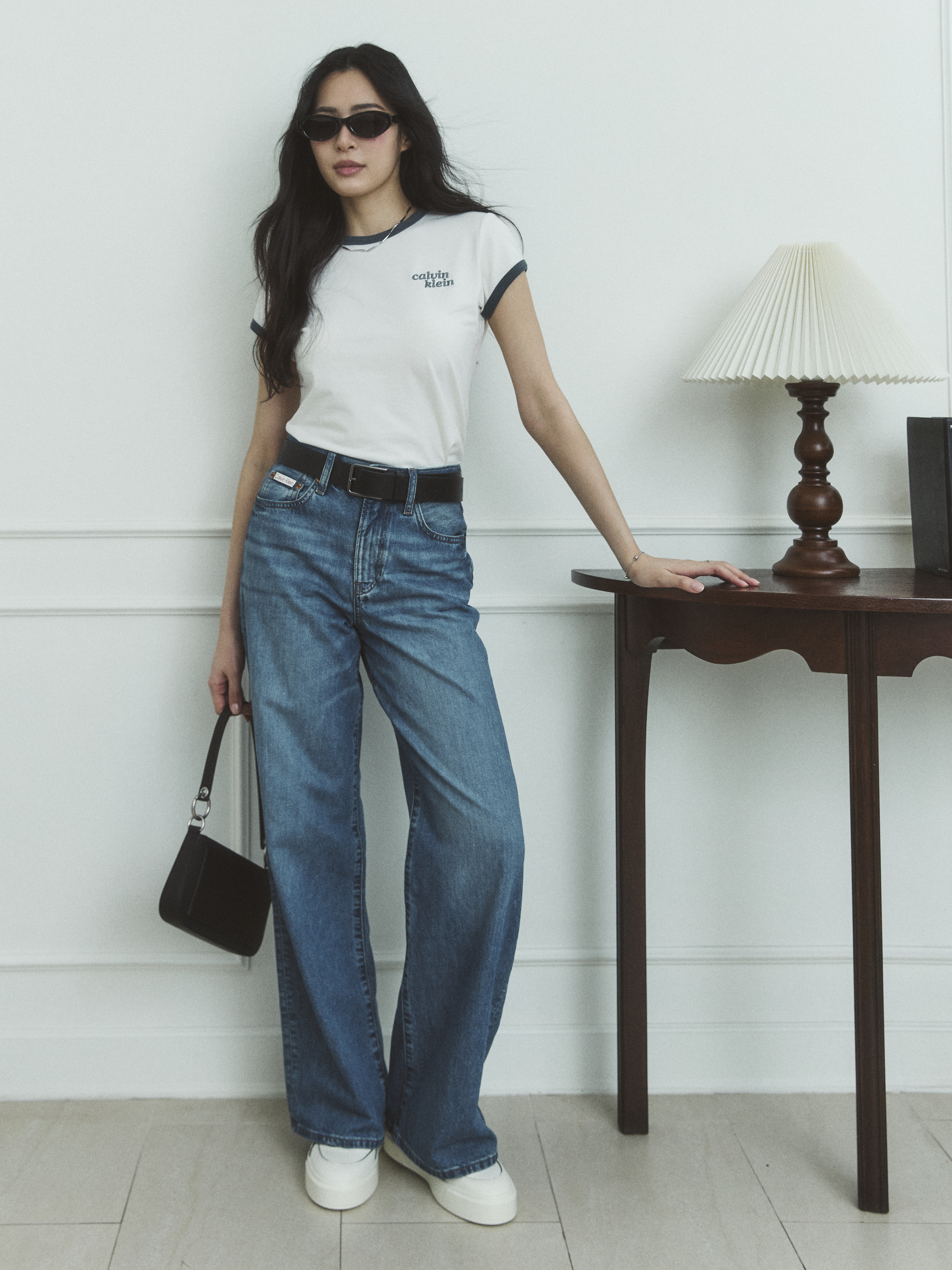 หลิงหลิง โทมัส ธีรทัศน์ และซี ทวินันท์ ในไอเท็ม Calvin Klein Fall 2026