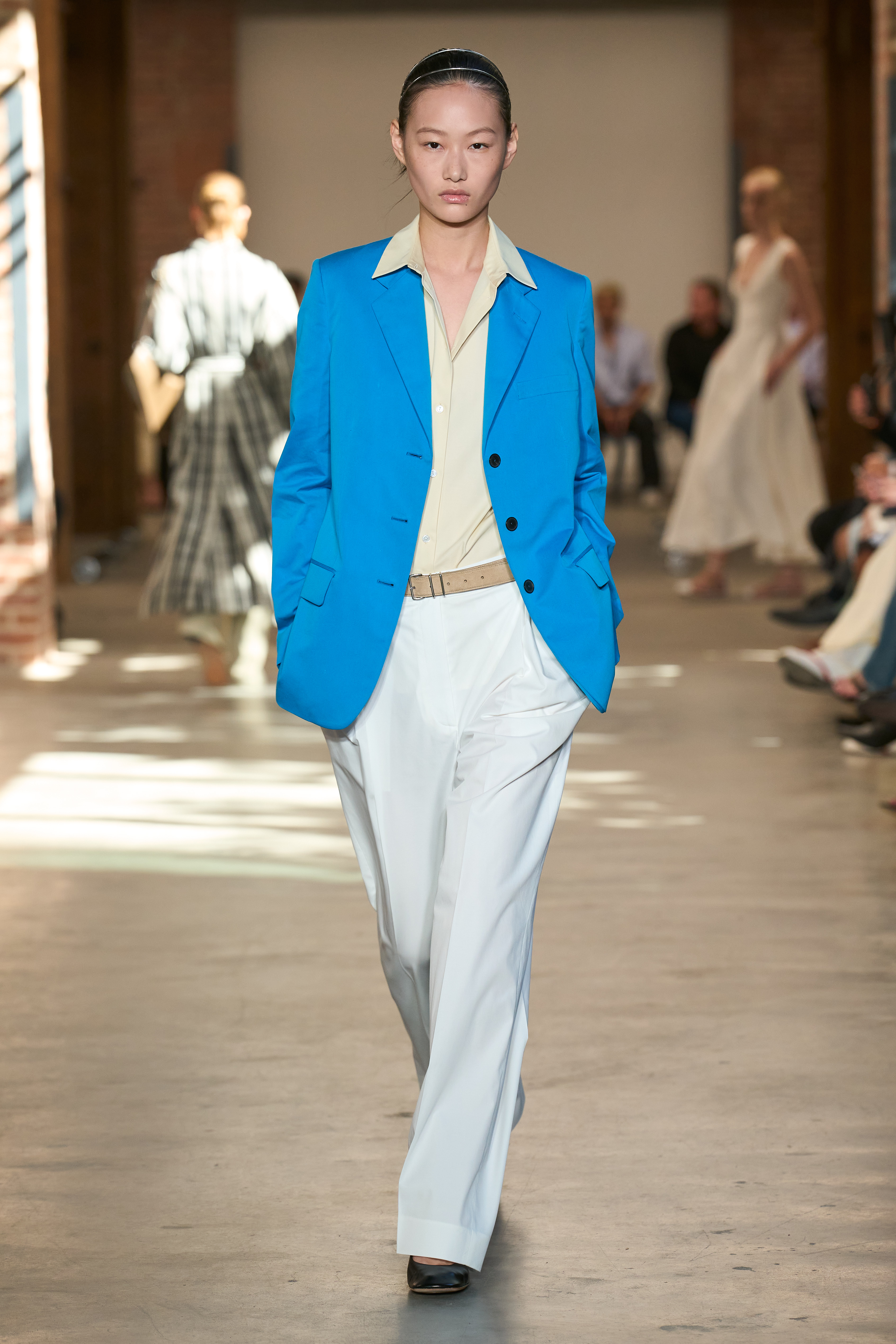 ลุคเด่นจาก Calvin Klein Collection Spring 2027