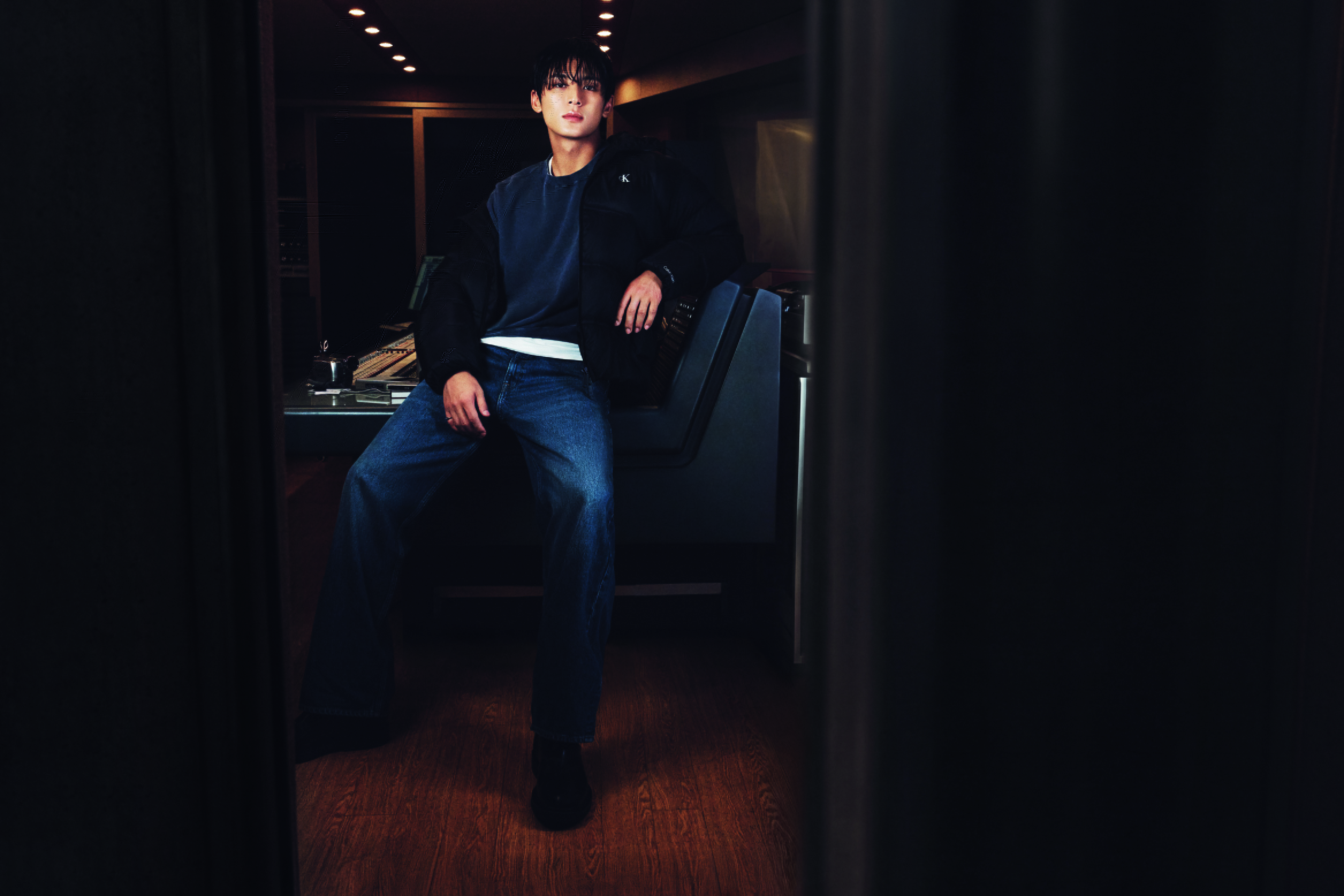 ลุคแจ็กเก็ตพัฟเฟอร์ฮู้ด Calvin Klein Fall 2026