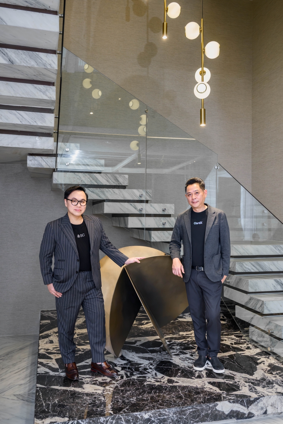 คุณณัฏฐกิตต์ ศิริรัตน์ ผู้บริหาร SC และคุณปัญญา เวชบรรยงรัตน์ ผู้บริหาร CardX (2)