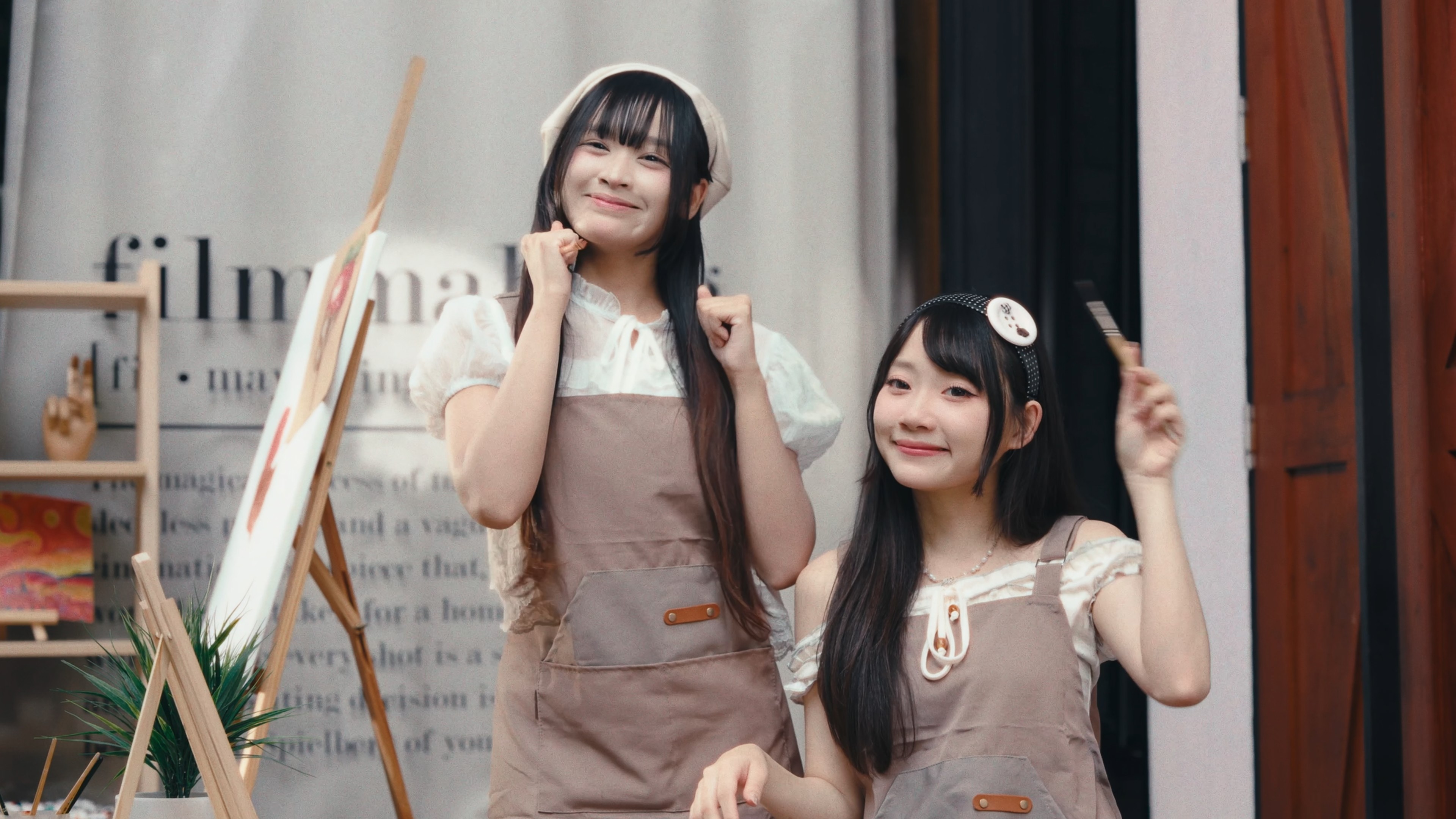 ภาพจากมิวสิควิดีโอเพลง Tornado Festival