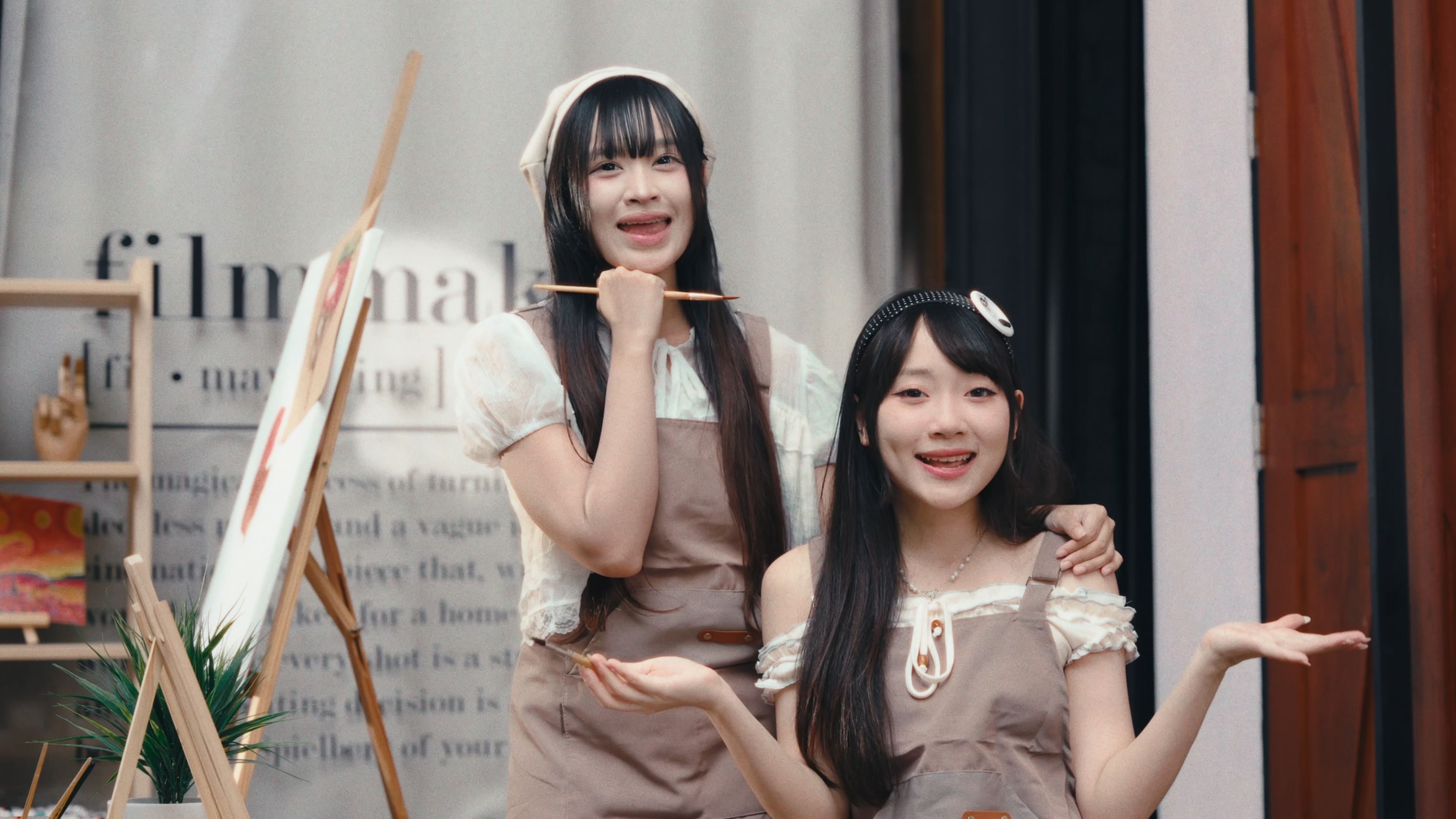 ภาพจากมิวสิควิดีโอเพลง Tornado Festival