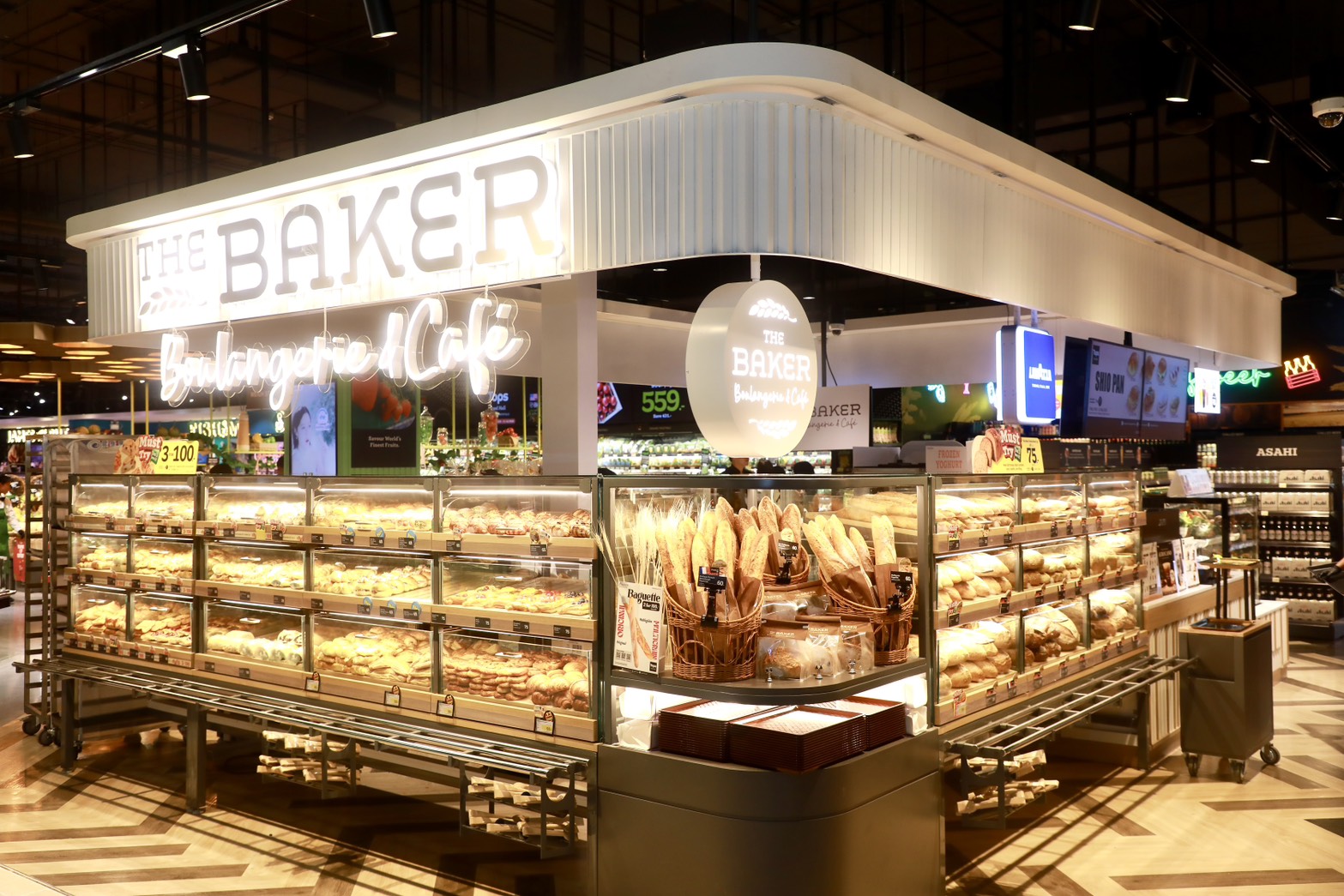 TOPS FOOD HALL Northville