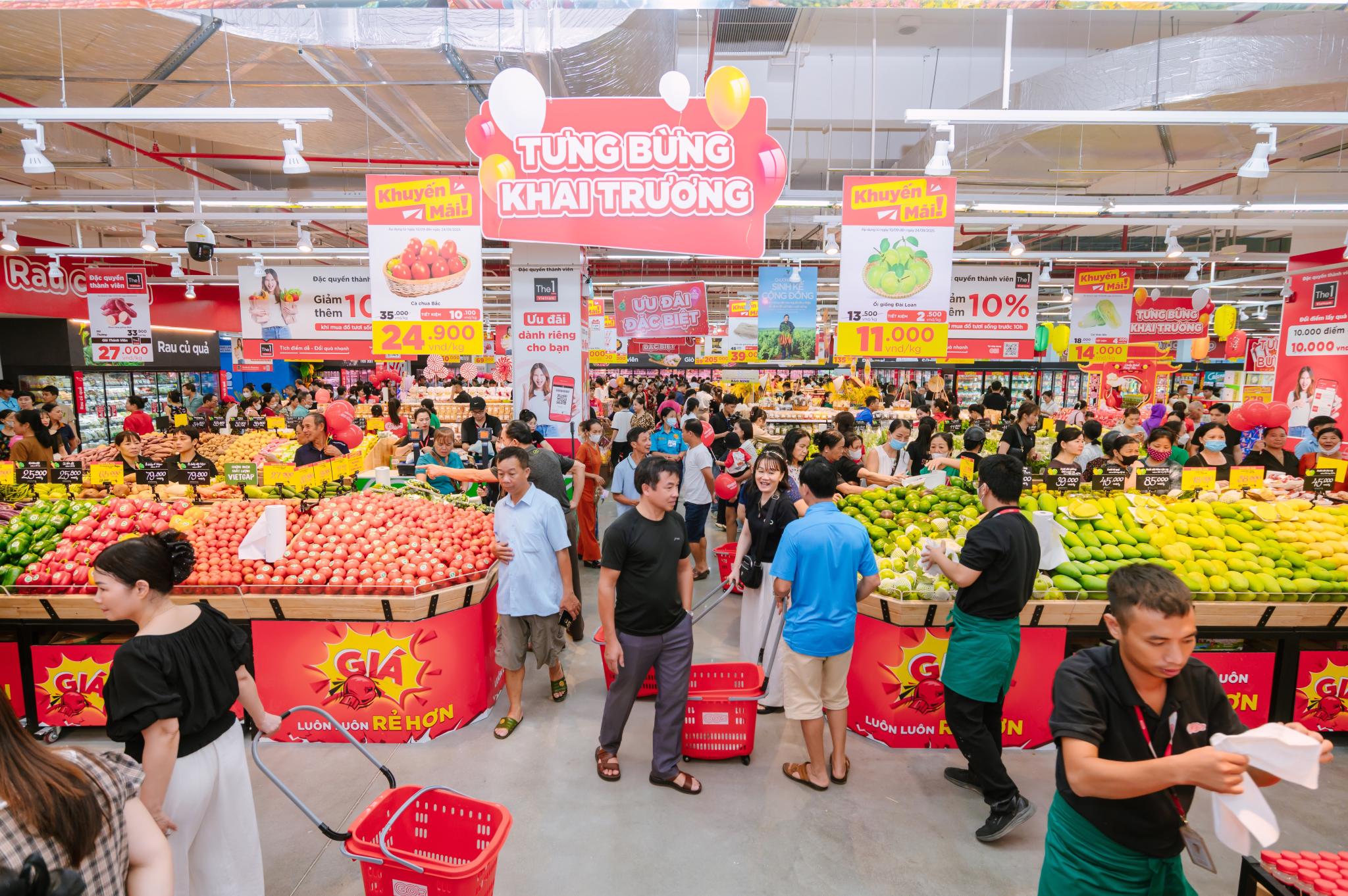 ภาพบรรยากาศห้างร้านในเครือเซ็นทรัล รีเทล ประเทศเวียดนาม
