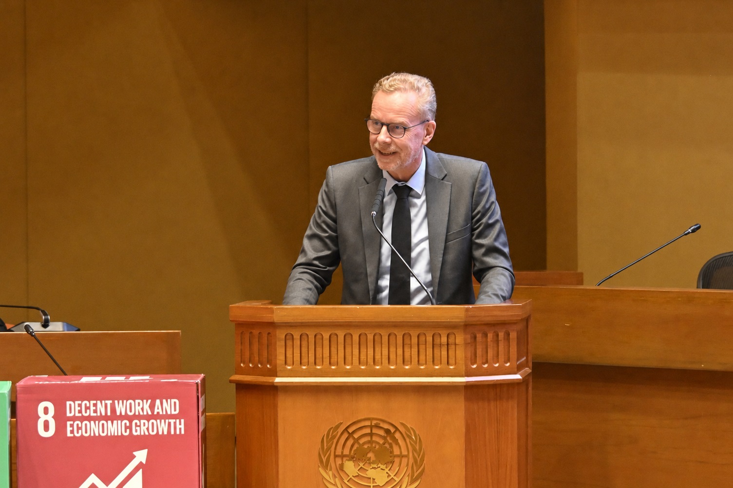 Gerd Trogemann ผู้จัดการเครือข่ายนโยบายโลก UNDP