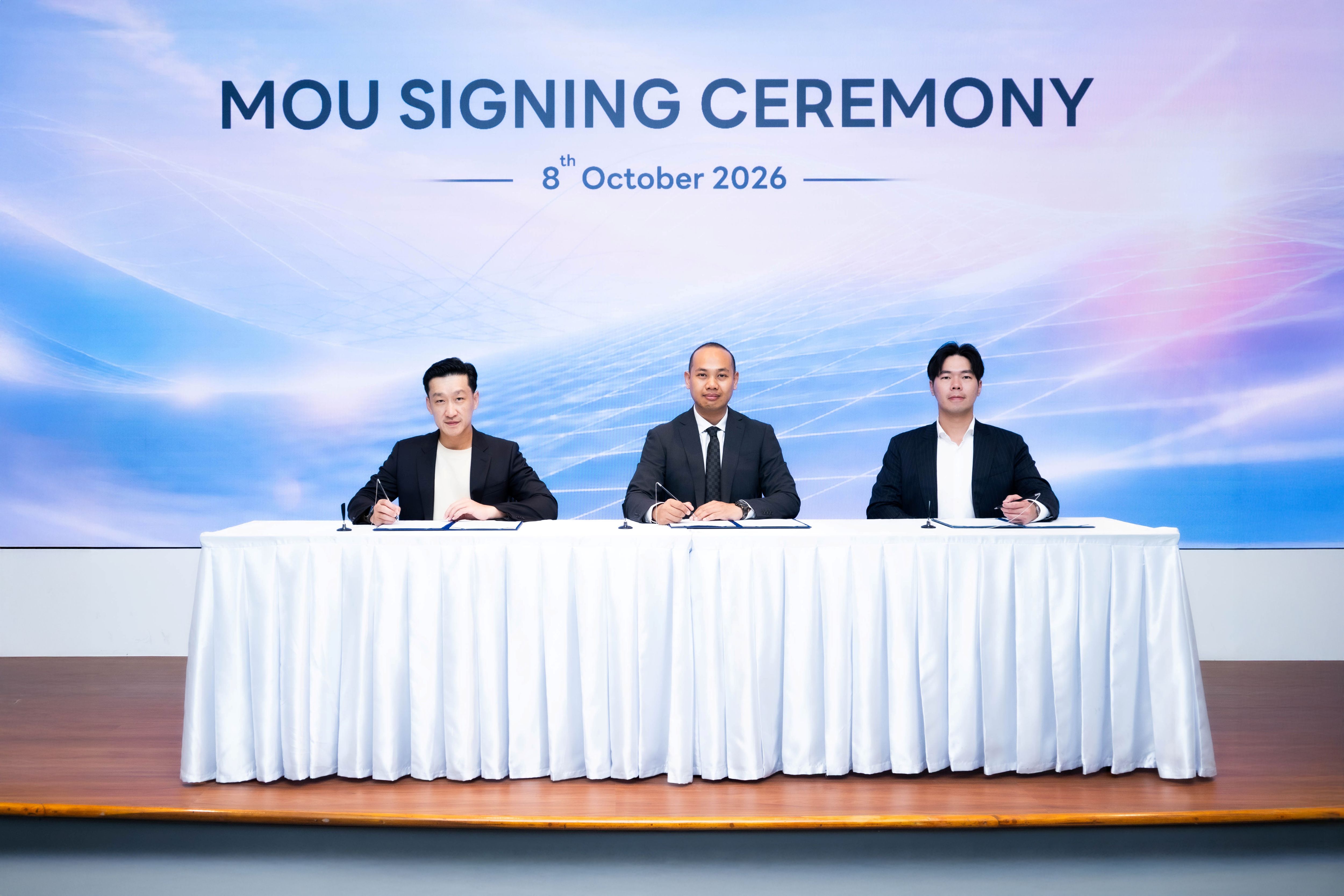 บรรยากาศความร่วมมือทางธุรกิจพลังงานแสงอาทิตย์ของ Cloud Consultant และพันธมิตร