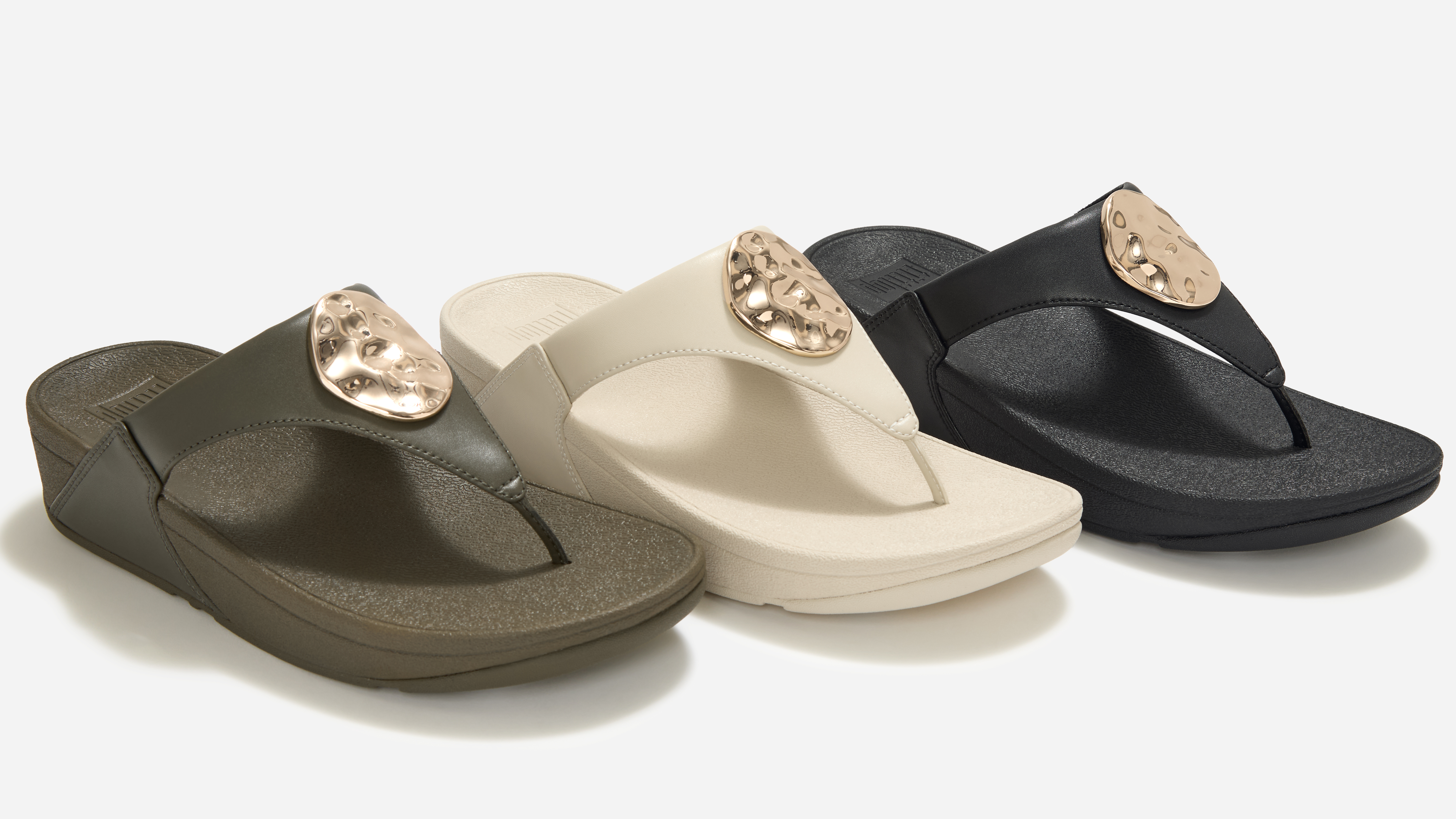 FitFlop รองเท้าแตะ LULU ADORNMENT TOE-POST SANDALS อีกมุม