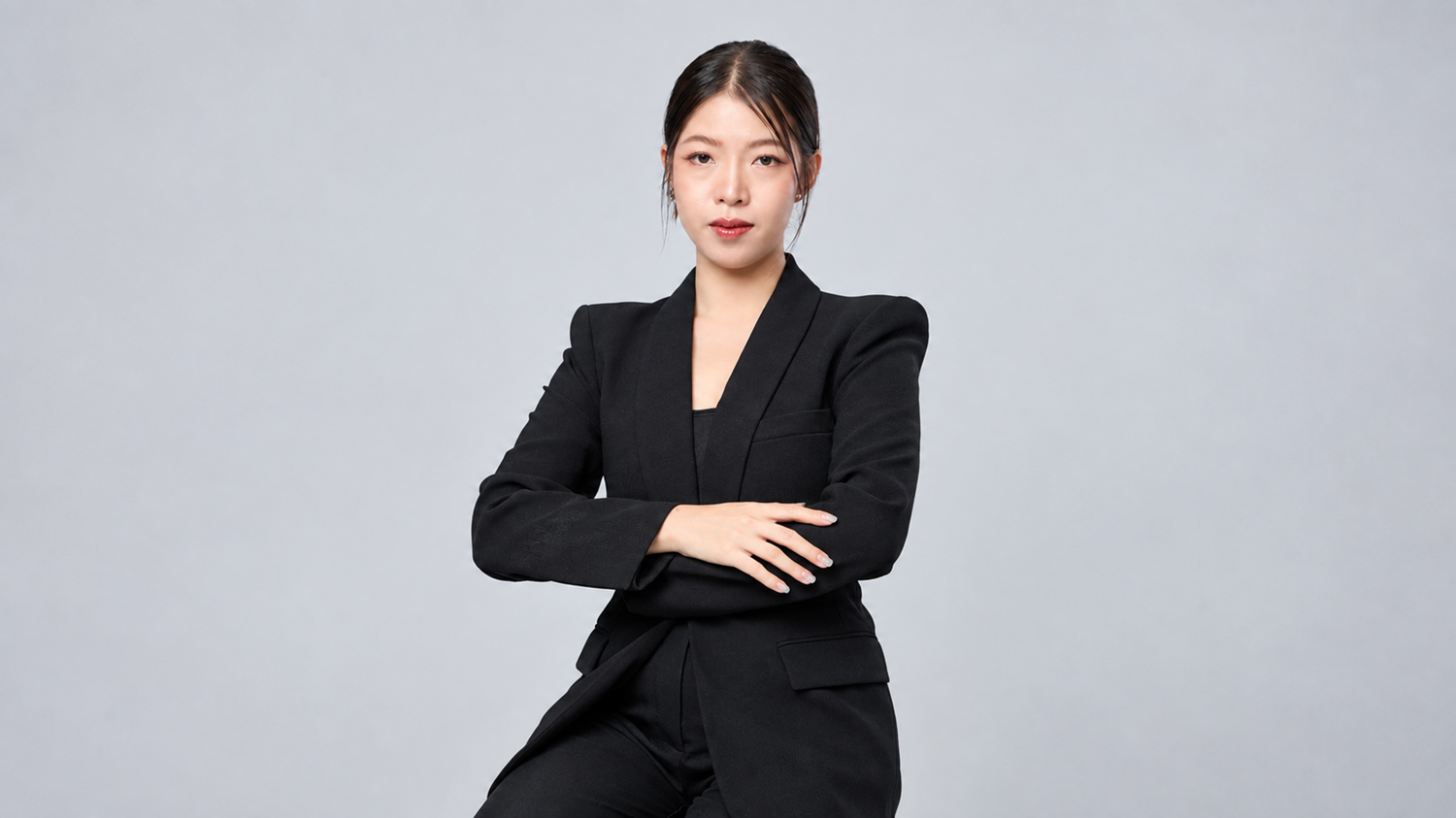 นางสาวภคพร เชี่ยวนาวิน ผู้จัดการอาวุโสฝ่ายการตลาดและเช่า