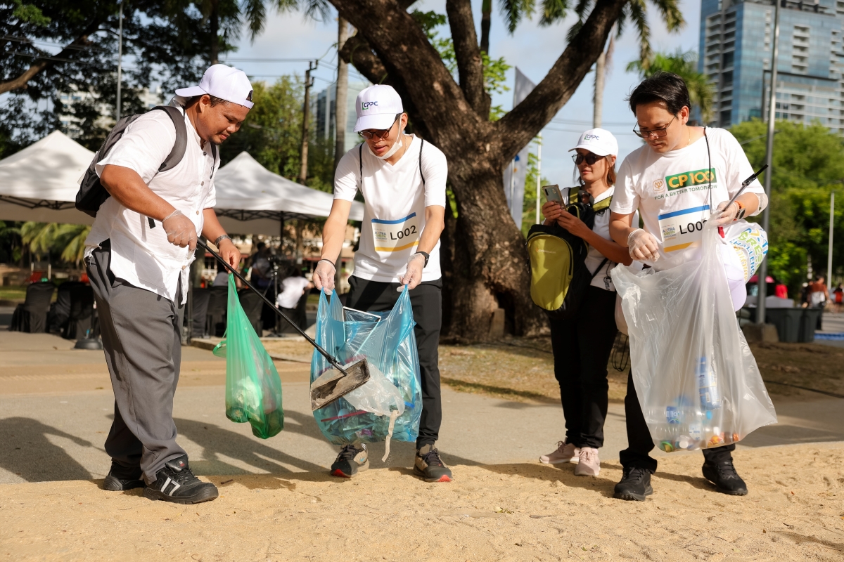 กิจกรรม AXTRA GREEN CHALLENGE นักล่าหาขยะ ณ สวนลุมพินี
