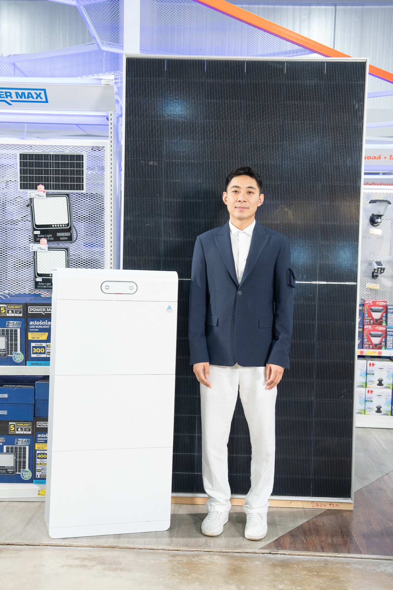 นายลูอี้ หู รองประธานฝ่ายธุรกิจ FusionSolar บริษัท หัวเว่ย เทคโนโลยี่ (ประเทศไทย) จำกัด