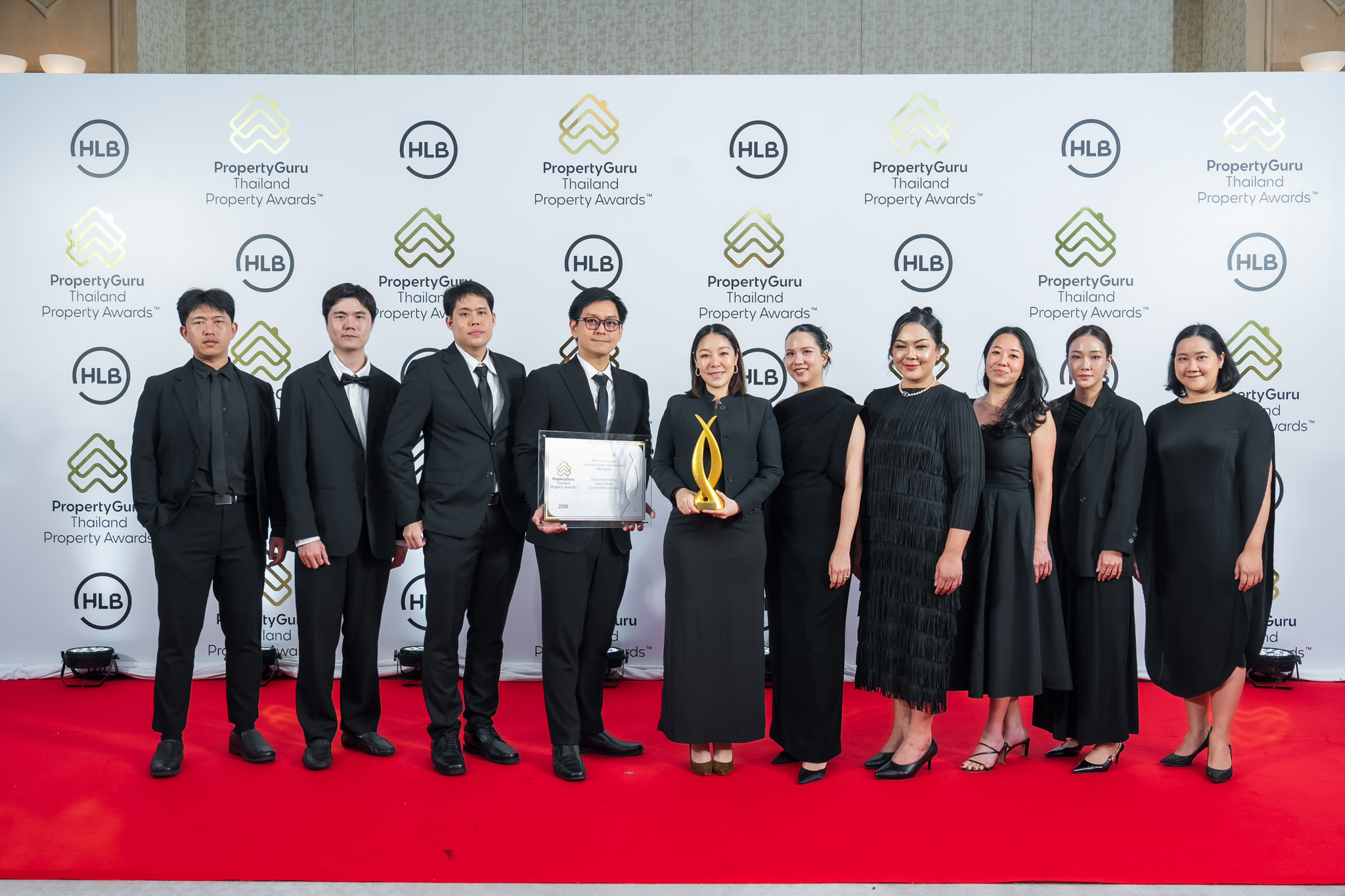 คณะผู้บริหาร Eden Estate ในงานประกาศรางวัล PropertyGuru Thailand Property Awards 2026