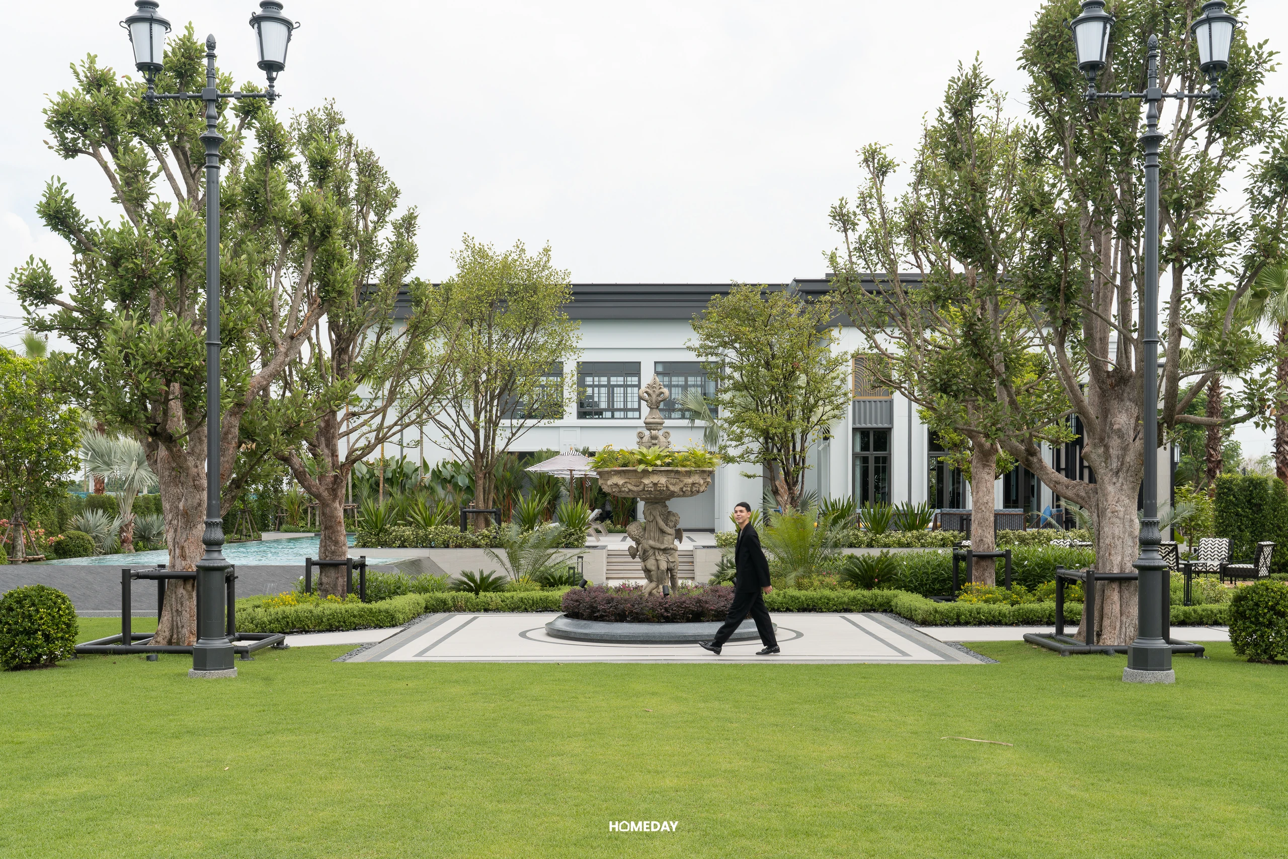เศรษฐสิริ รัตนาธิเบศร์ — Main Park