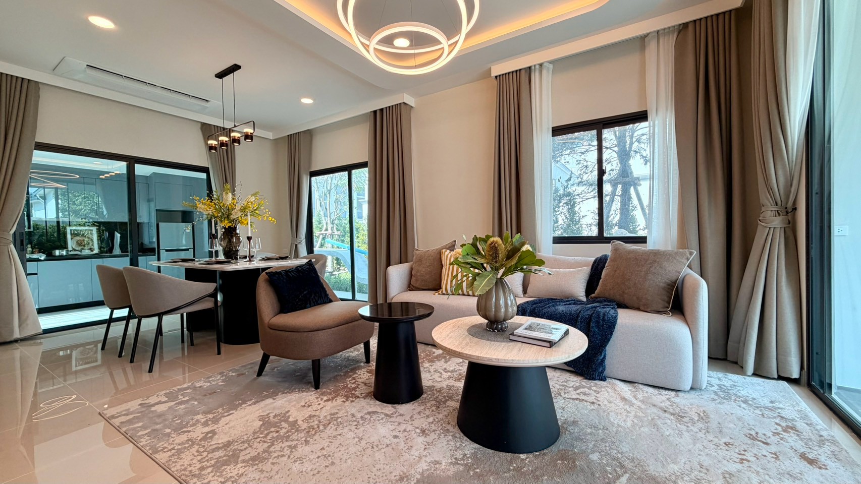 ภาพ Living Room โกลดีน่า งามวงศ์วาน-ประชาชื่น