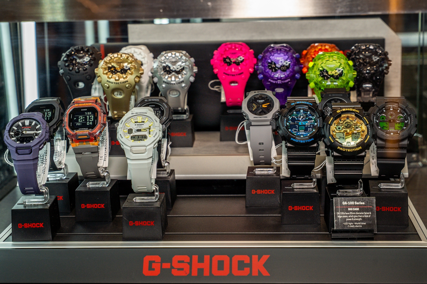 นาฬิการุ่นอื่นๆ ภายในงาน Paragon Watch Fair