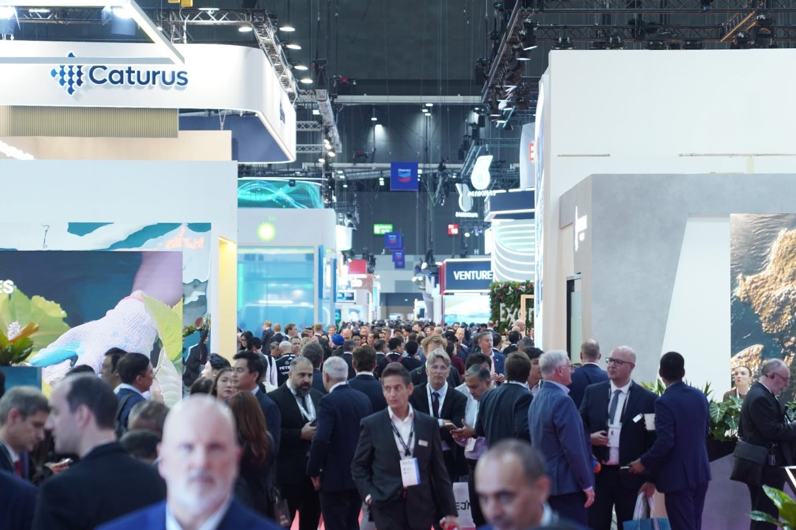 ผู้บริหารและผู้แทนภาคพลังงานร่วมงาน Gastech 2026