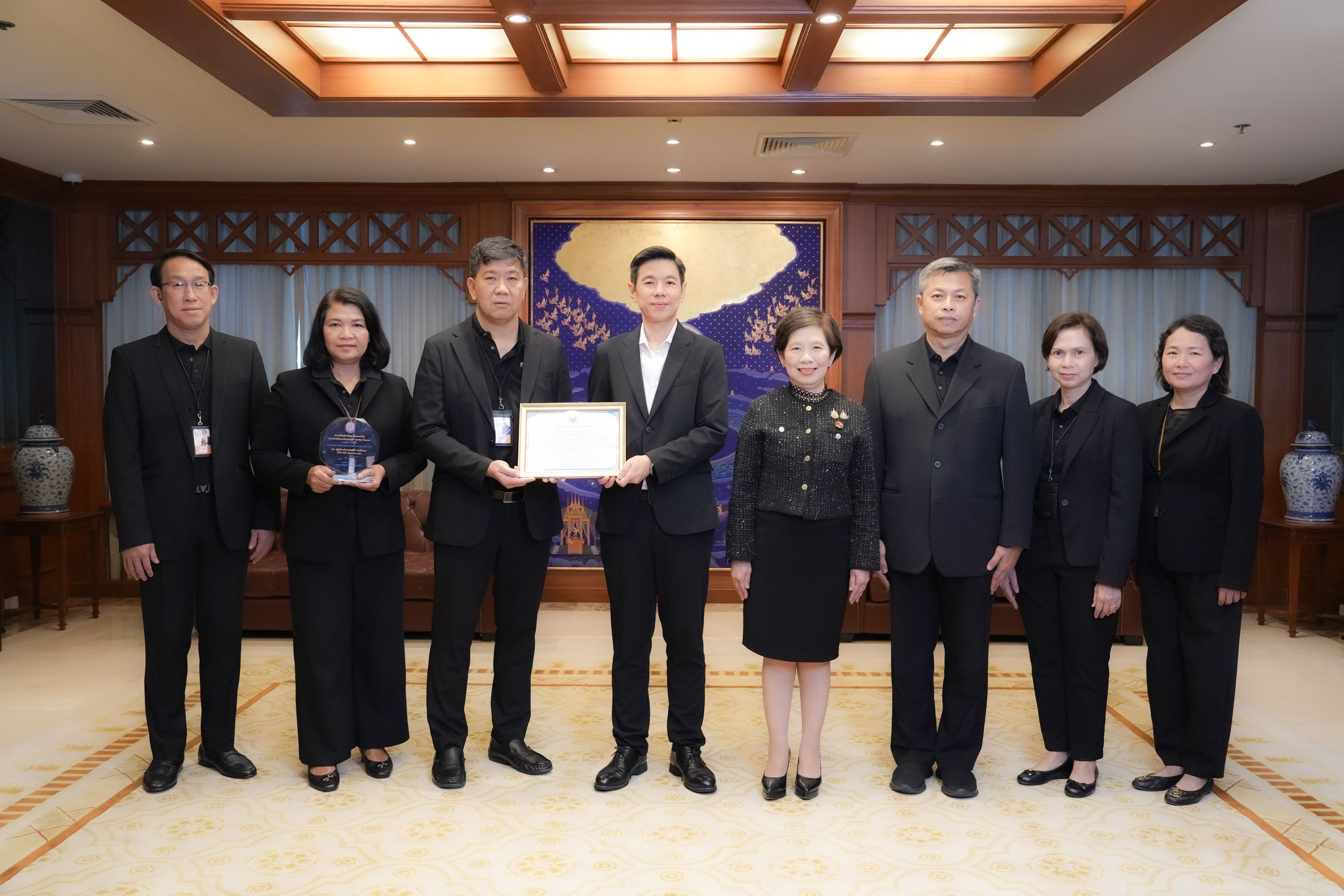 พิธีมอบรางวัลองค์กรผู้มีคุณูปการยิ่งต่อการบริหารงานพัสดุภาครัฐ ประจำปี 2569