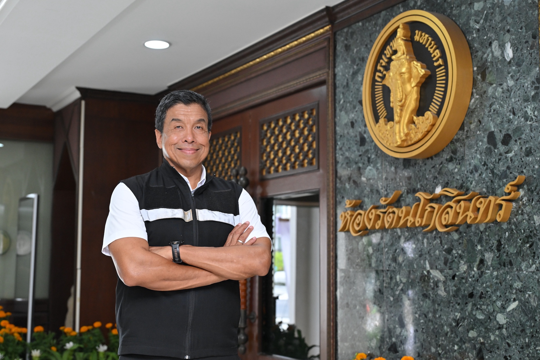 นายชัชชาติ สิทธิพันธุ์ ผู้ว่าราชการกรุงเทพมหานคร