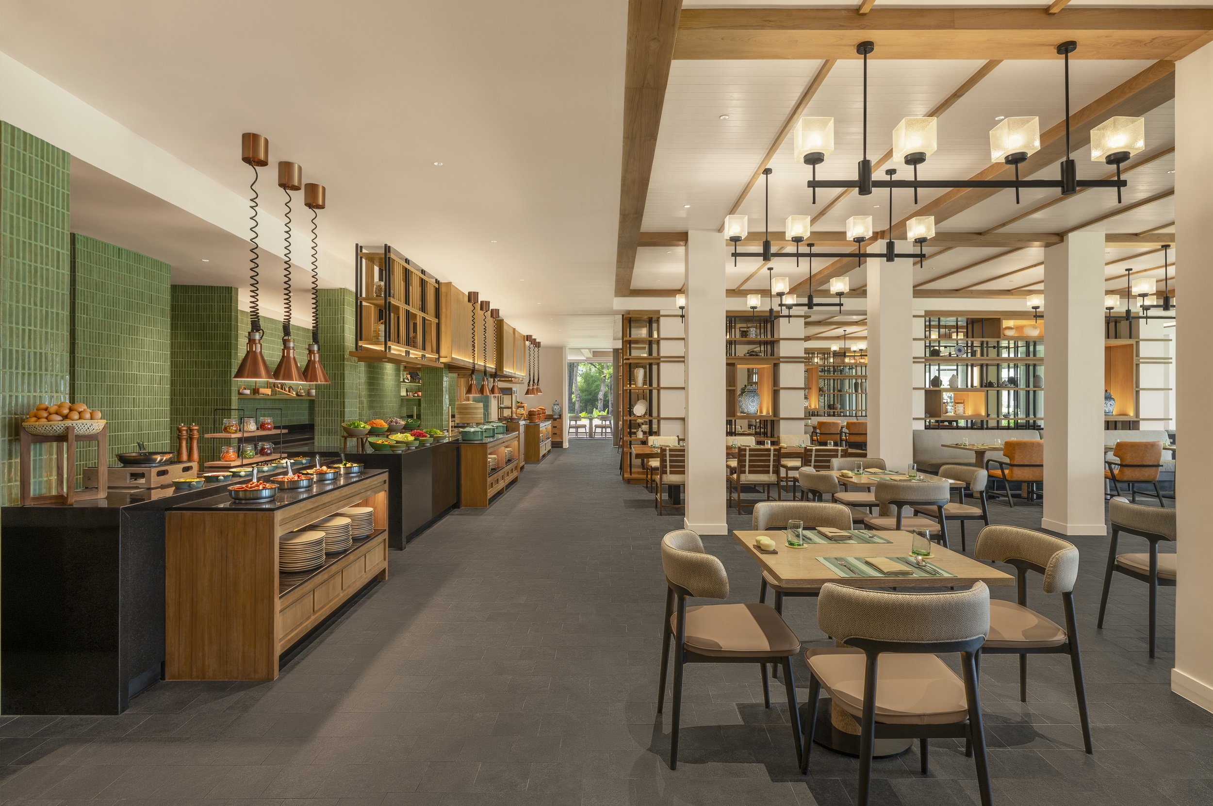 ห้องอาหาร Larderley และ The Ledger Bar