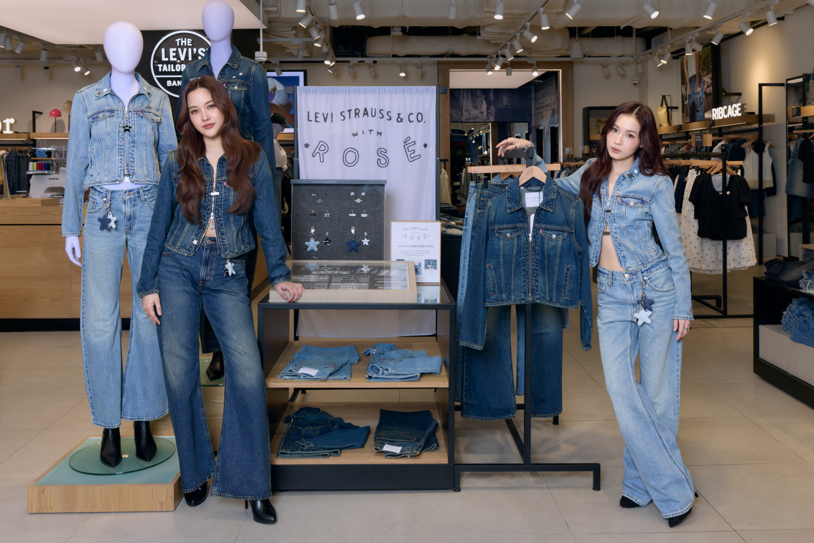บรรยากาศ Levi’s® x ROSÉ Collection ที่ Levi’s® centralwOrld