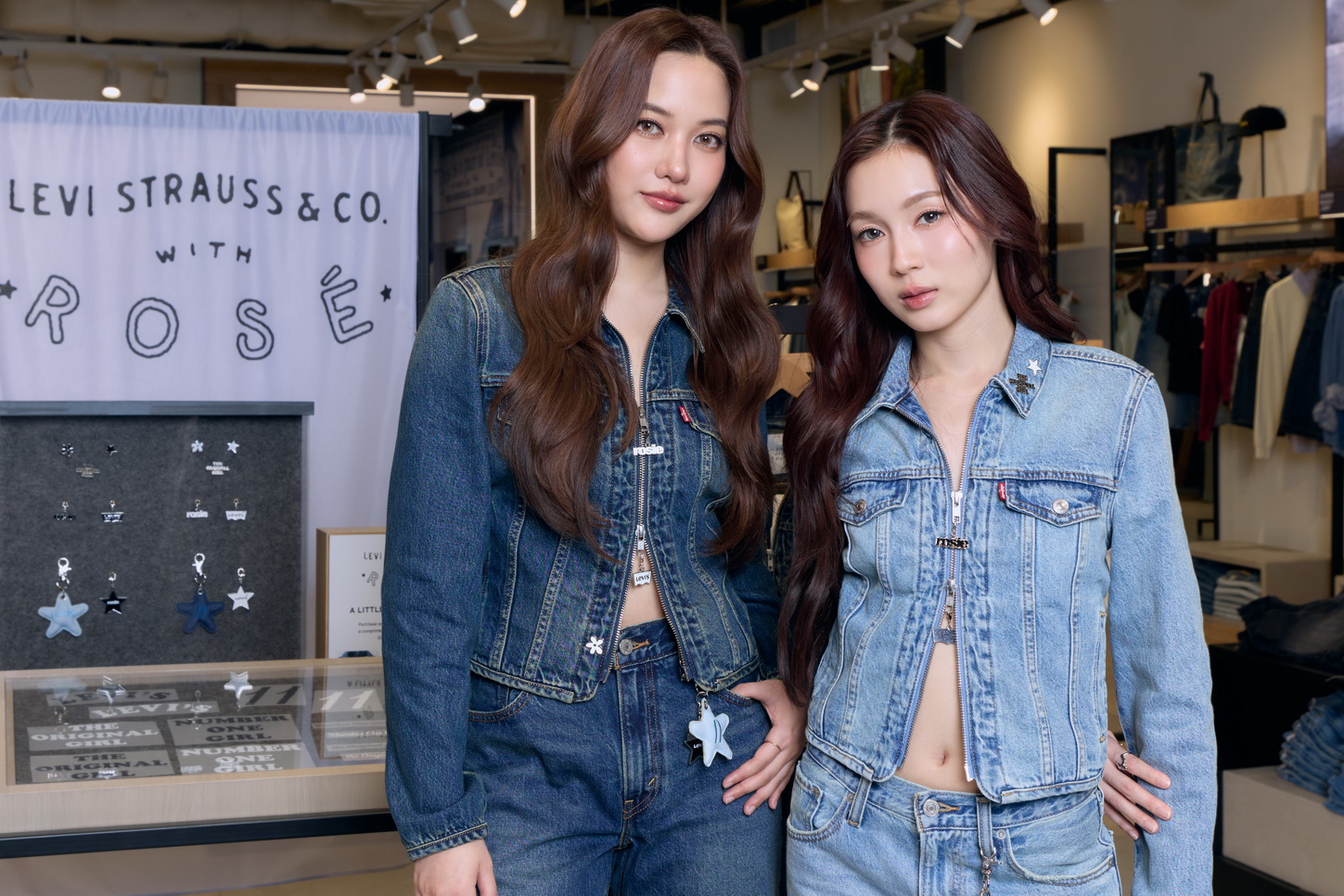 Levi’s® x ROSÉ Collection บริเวณร้าน