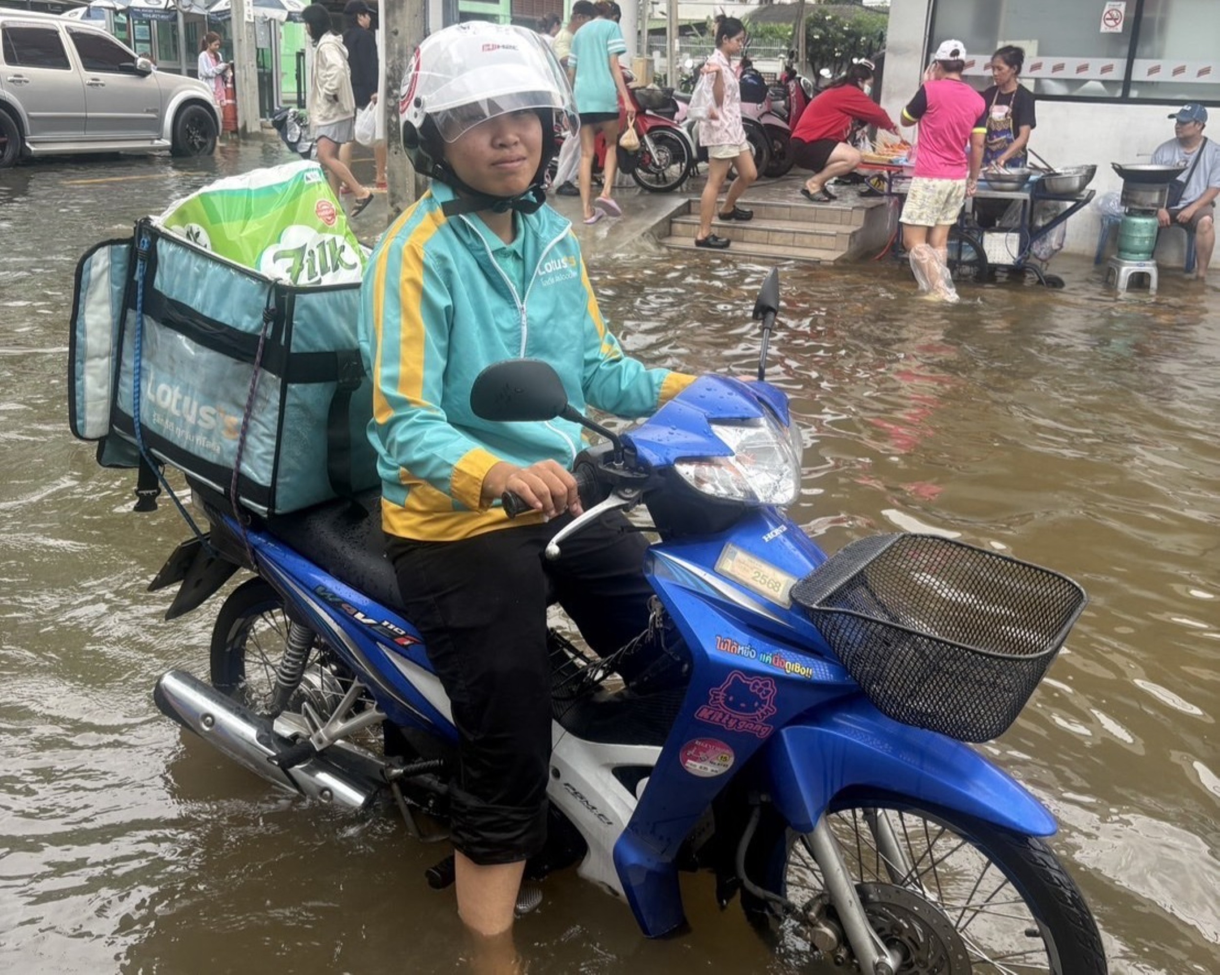 สินค้าอาหารสดและของใช้จำเป็นใน Lotus's Go Fresh