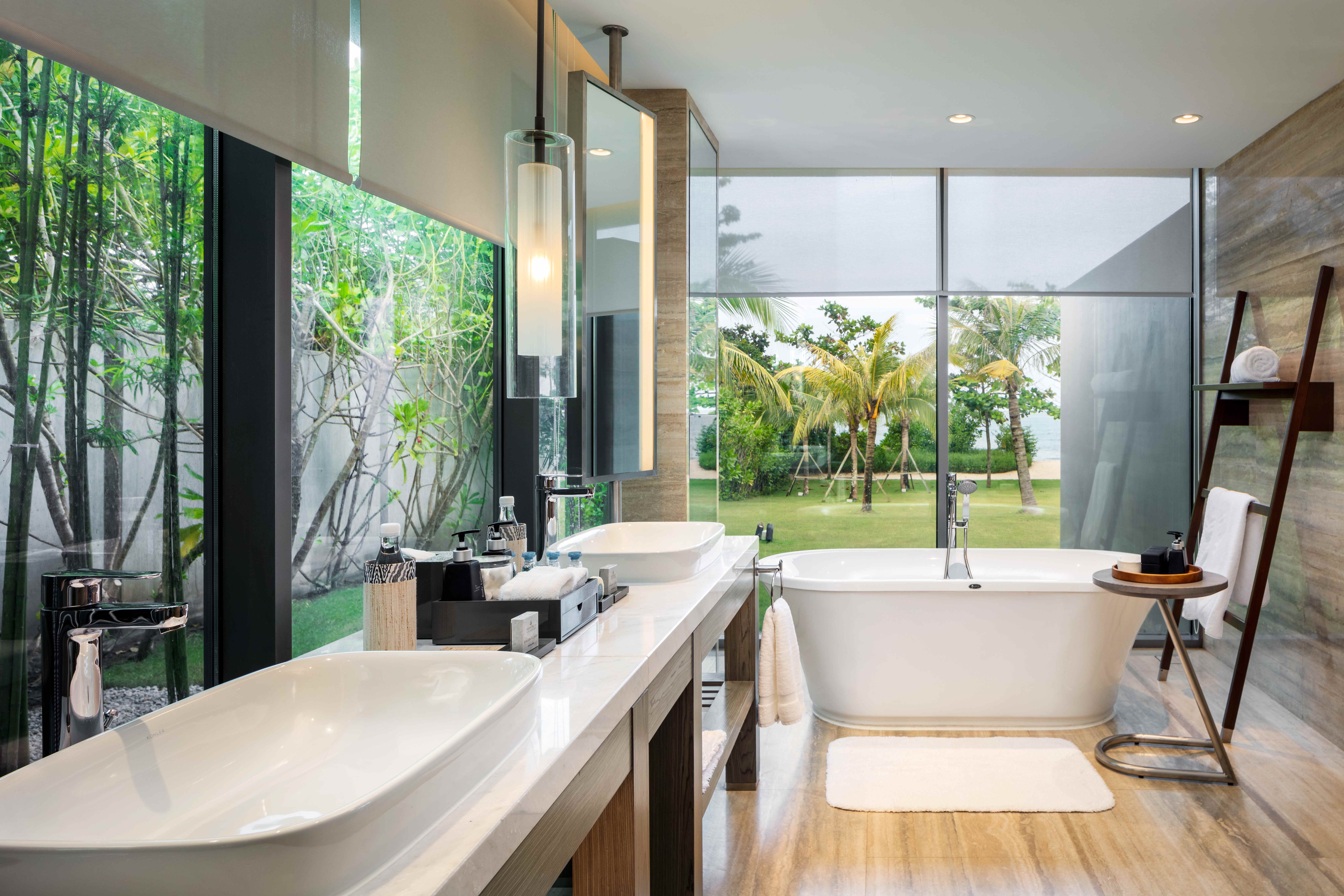 Anantara Desaru Coast Residences - 4BR master bathroom