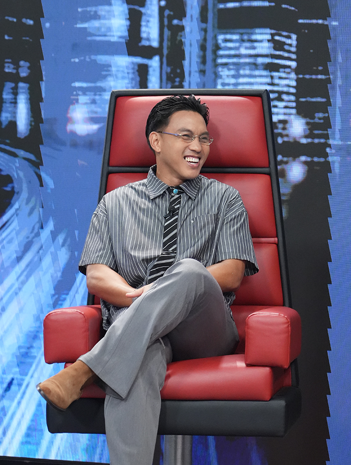 ภาพ “ลีซอ” ในรายการ HOT SEAT ตีซี้ตัวตึง