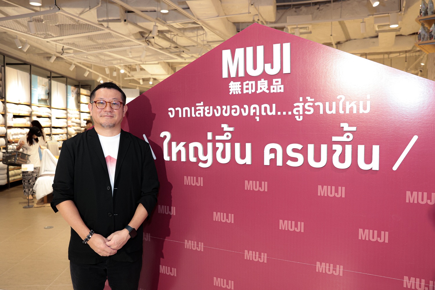 นายอิปเป โอตะ กรรมการผู้จัดการ บริษัท มูจิ รีเทล (ประเทศไทย) จำกัด