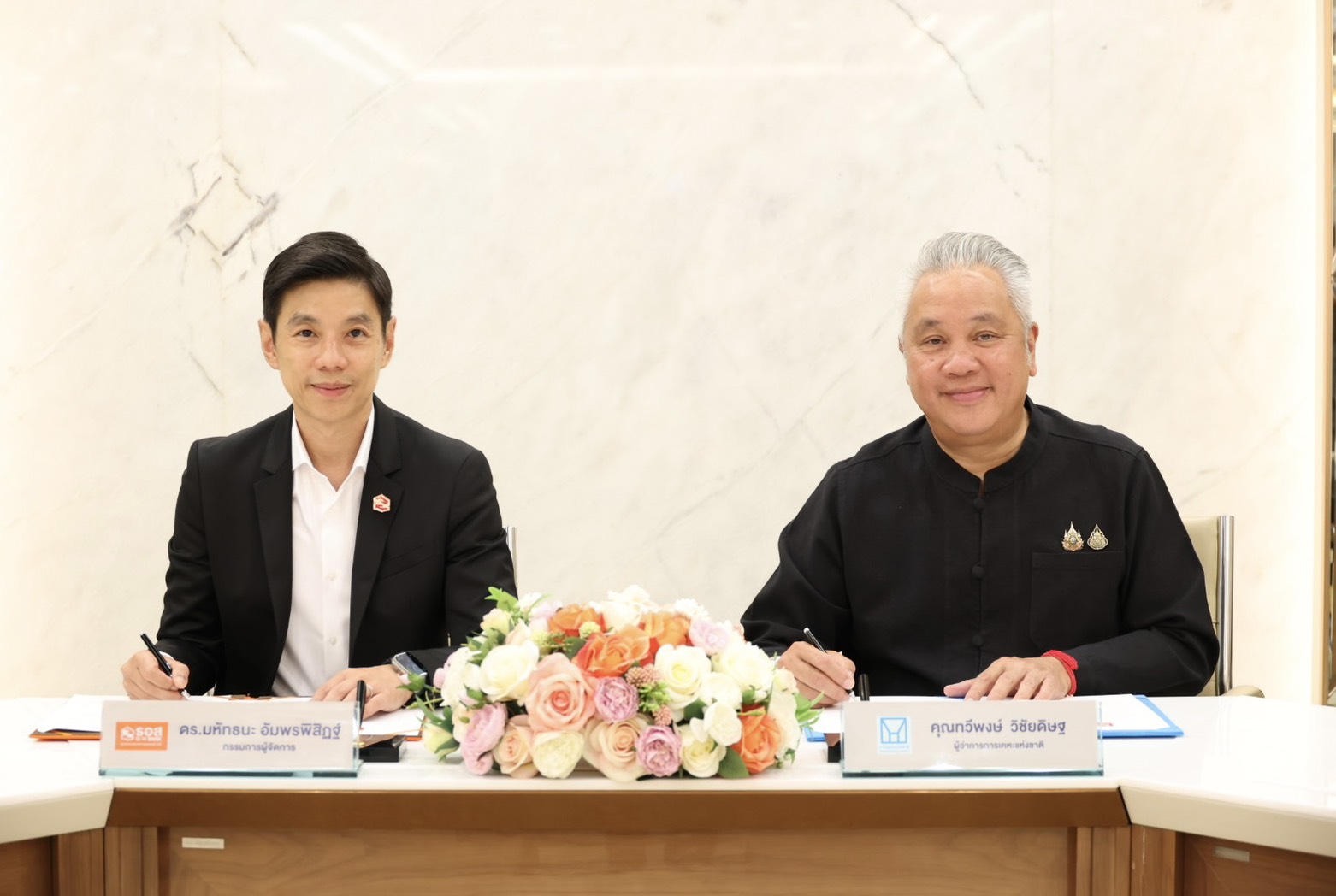 ภาพบรรยากาศการลงนาม MOU ระหว่างการเคหะแห่งชาติและธนาคารอาคารสงเคราะห์