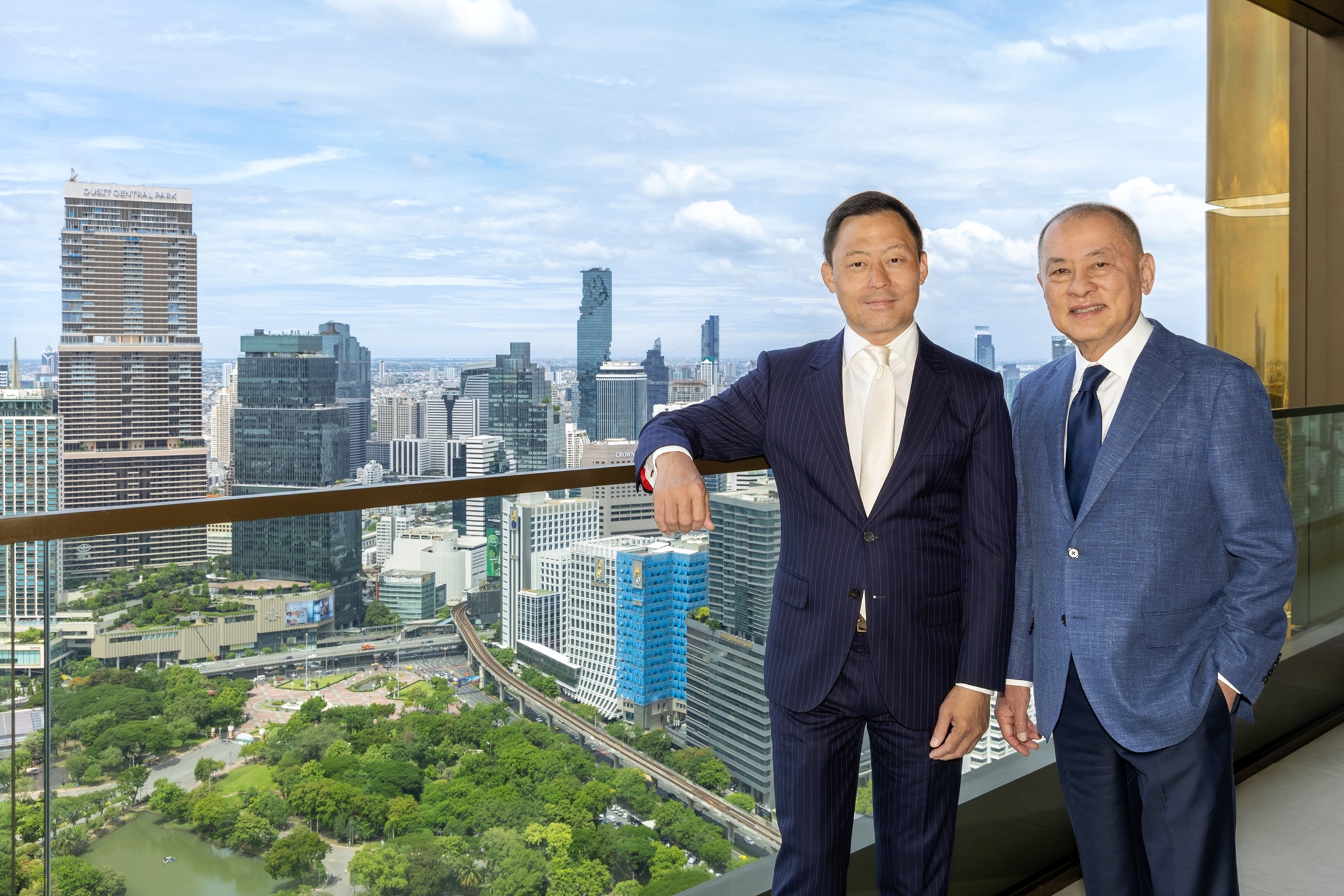 ผู้บริหารนิมิตและธนาคารกรุงเทพในงานประกาศความร่วมมือ