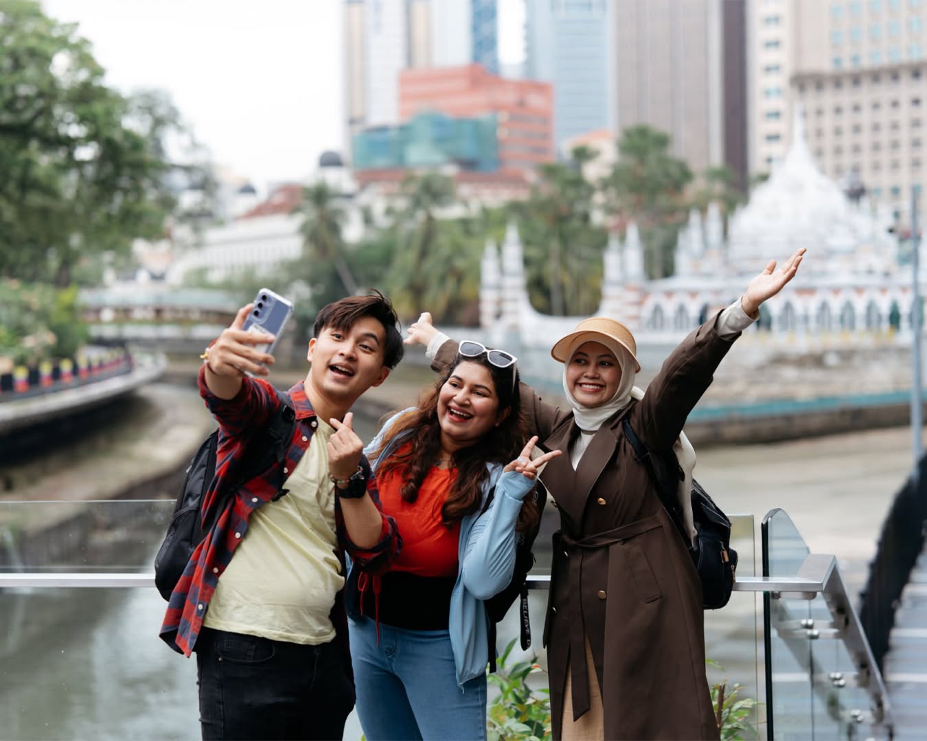 ภาพประชาสัมพันธ์ ONYX AI Travel Companion
