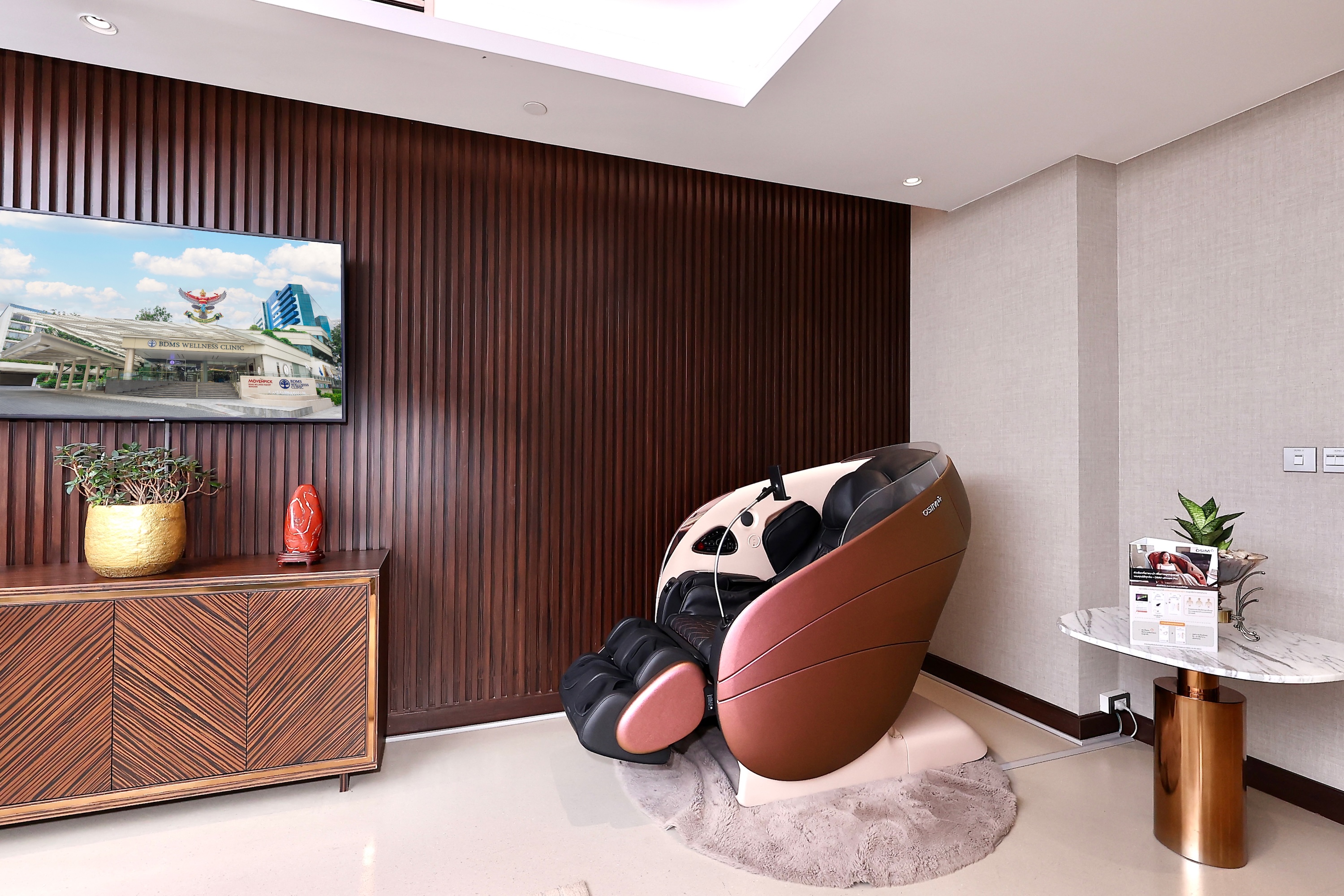 ภาพเก้าอี้นวด OSIM จากมุมสูง