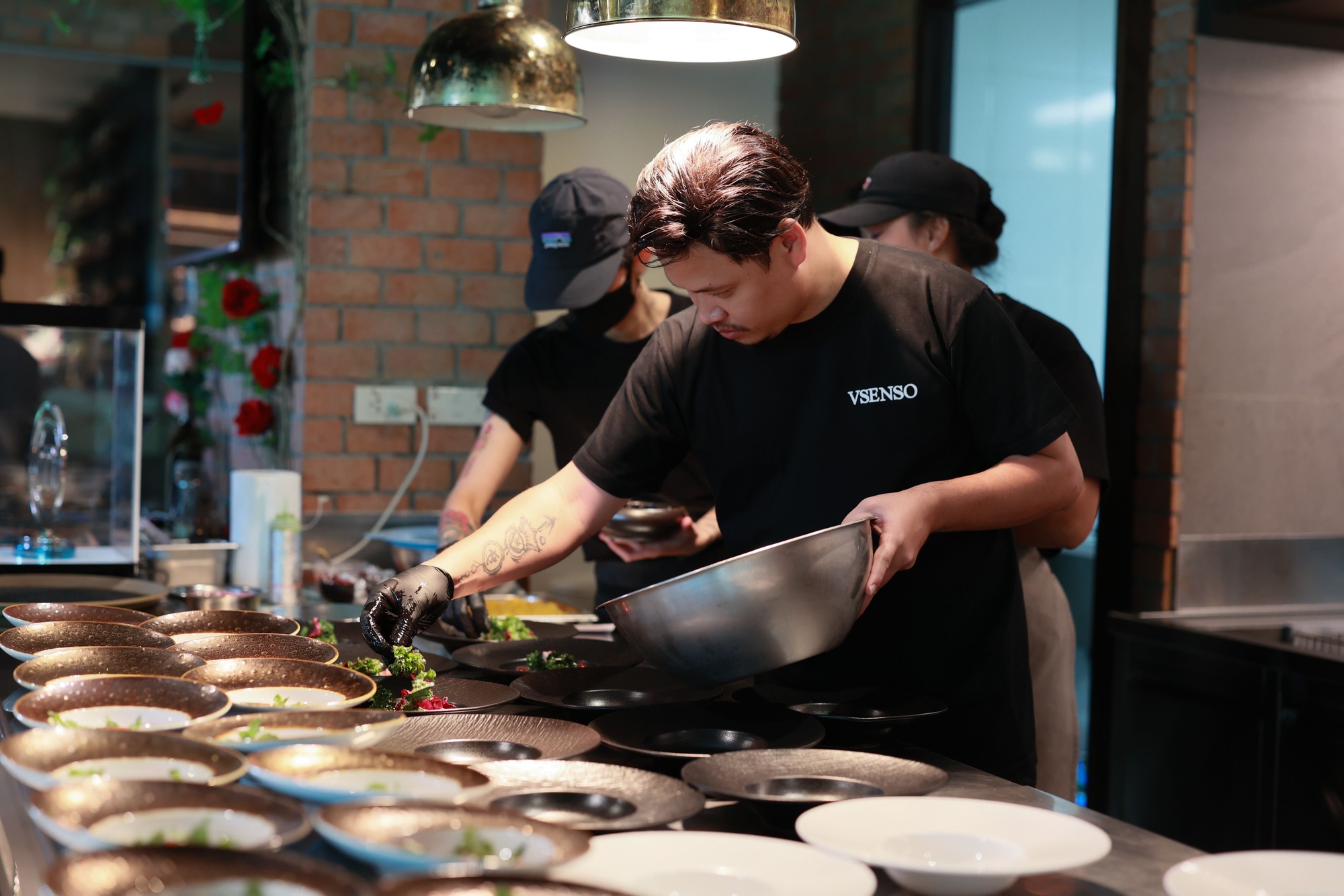 เชฟเตรียมอาหารในกิจกรรม ROAST Your Moment