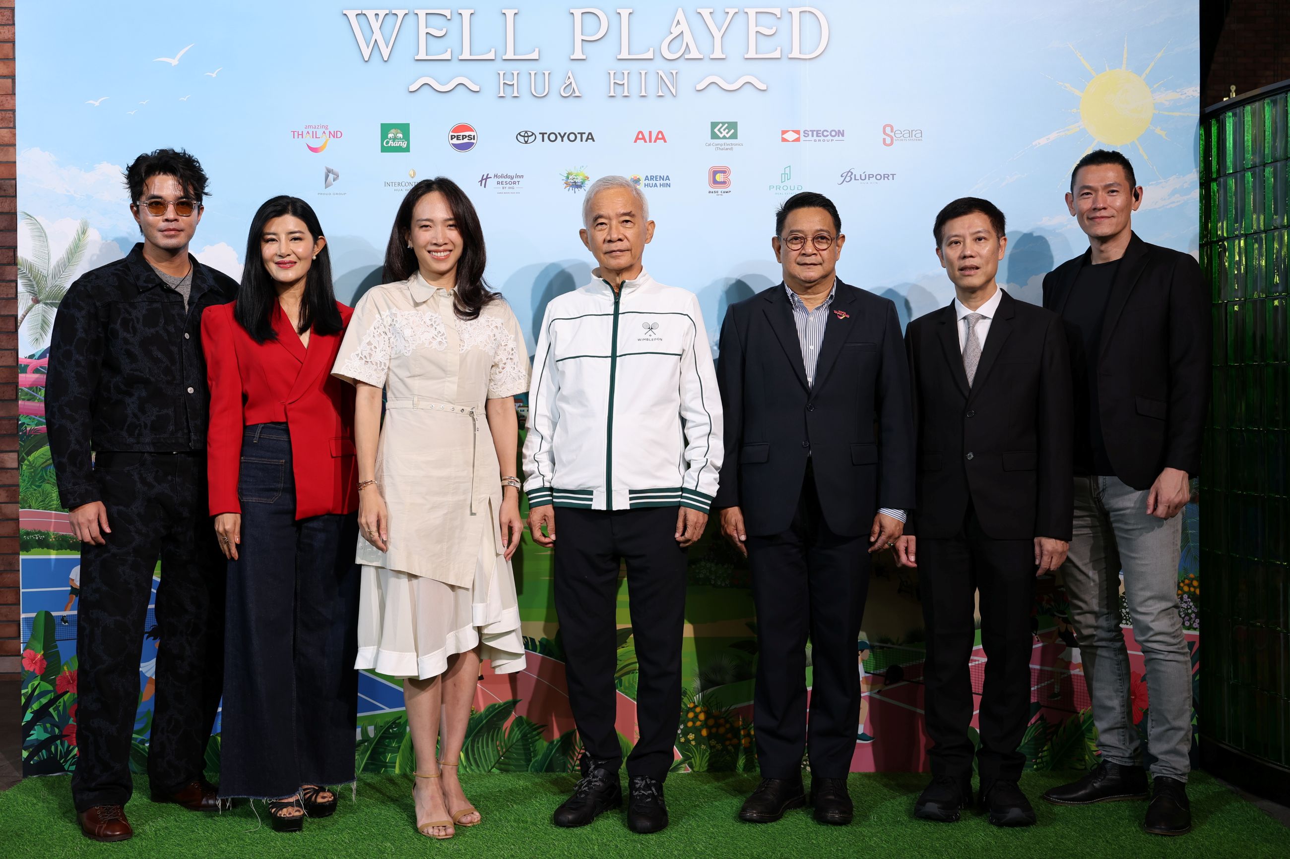 ภาพผู้บริหารและพันธมิตรร่วมเปิดตัวแคมเปญ Hua Hin Well Played