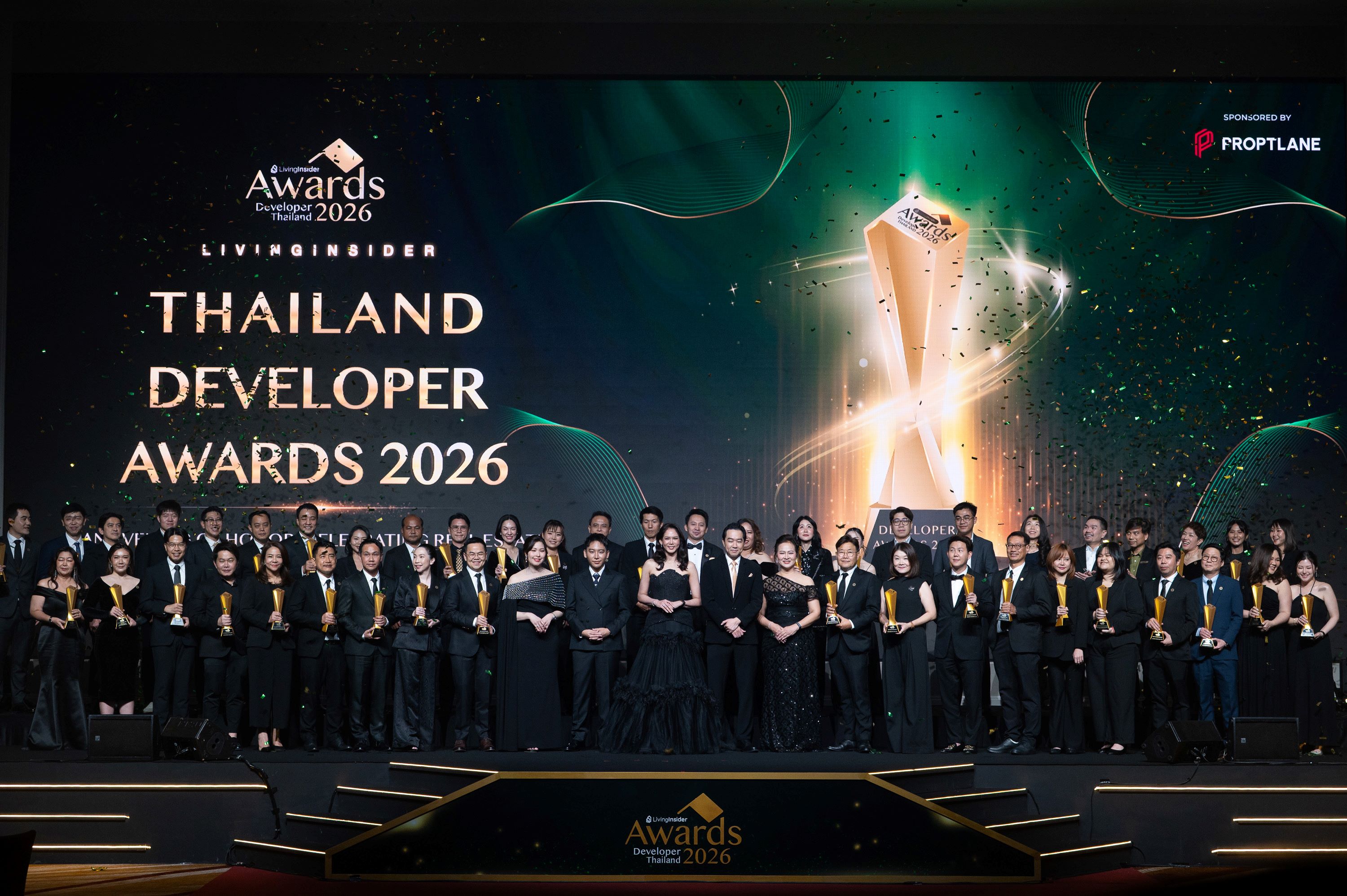ทีมผู้บริหารพฤกษา กับรางวัล Best Wellness Developer