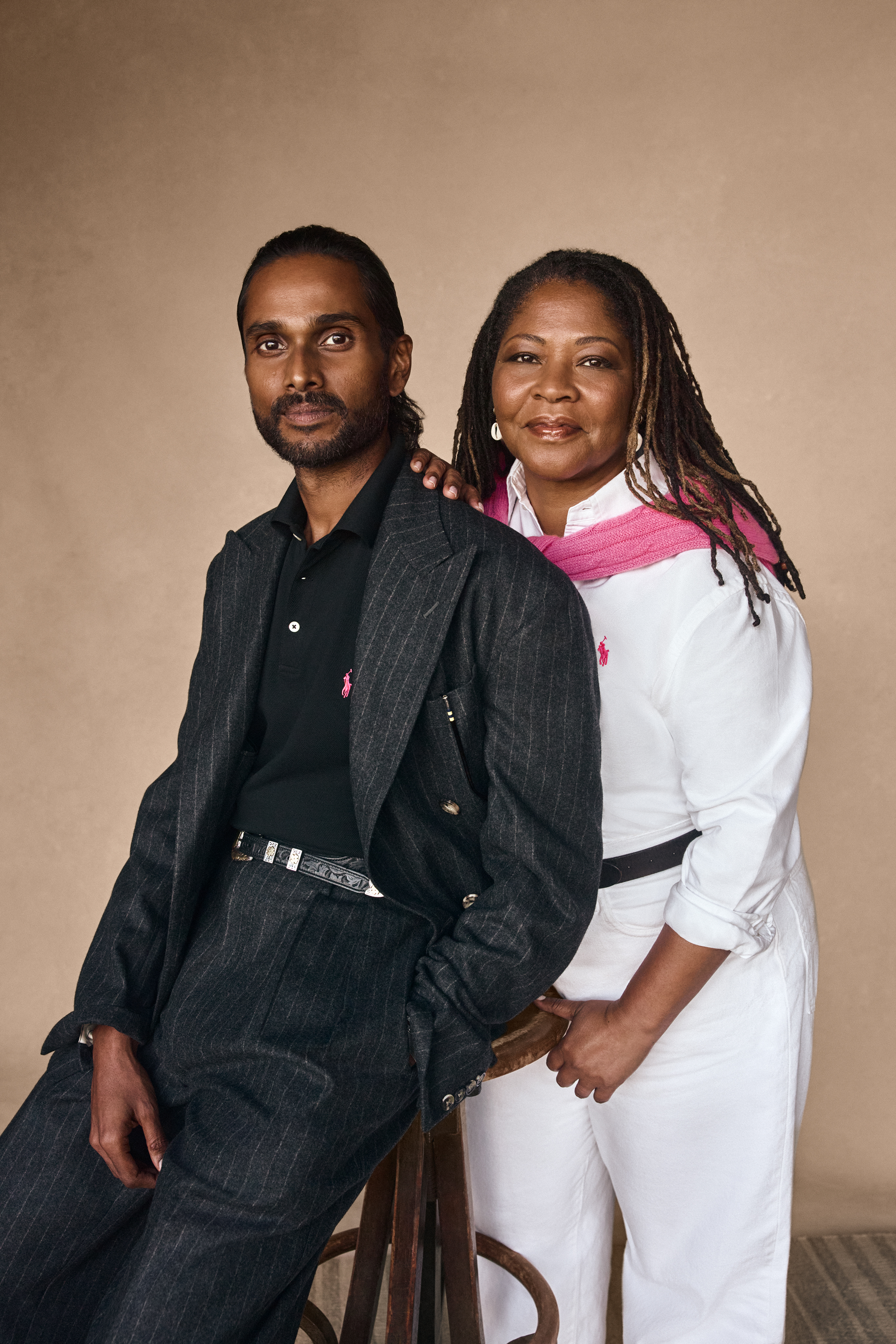 Sam Suriakumar และ Dr. Chanita Hughes-Halbert ในแคมเปญ Pink Pony 2026