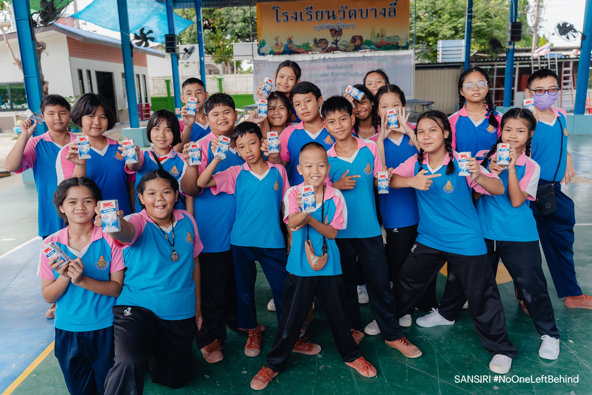 ภาพกิจกรรมแคมเปญ “ล้นแค่ไหน...ก็ไม่เสียของ” ของแสนสิริ (7)