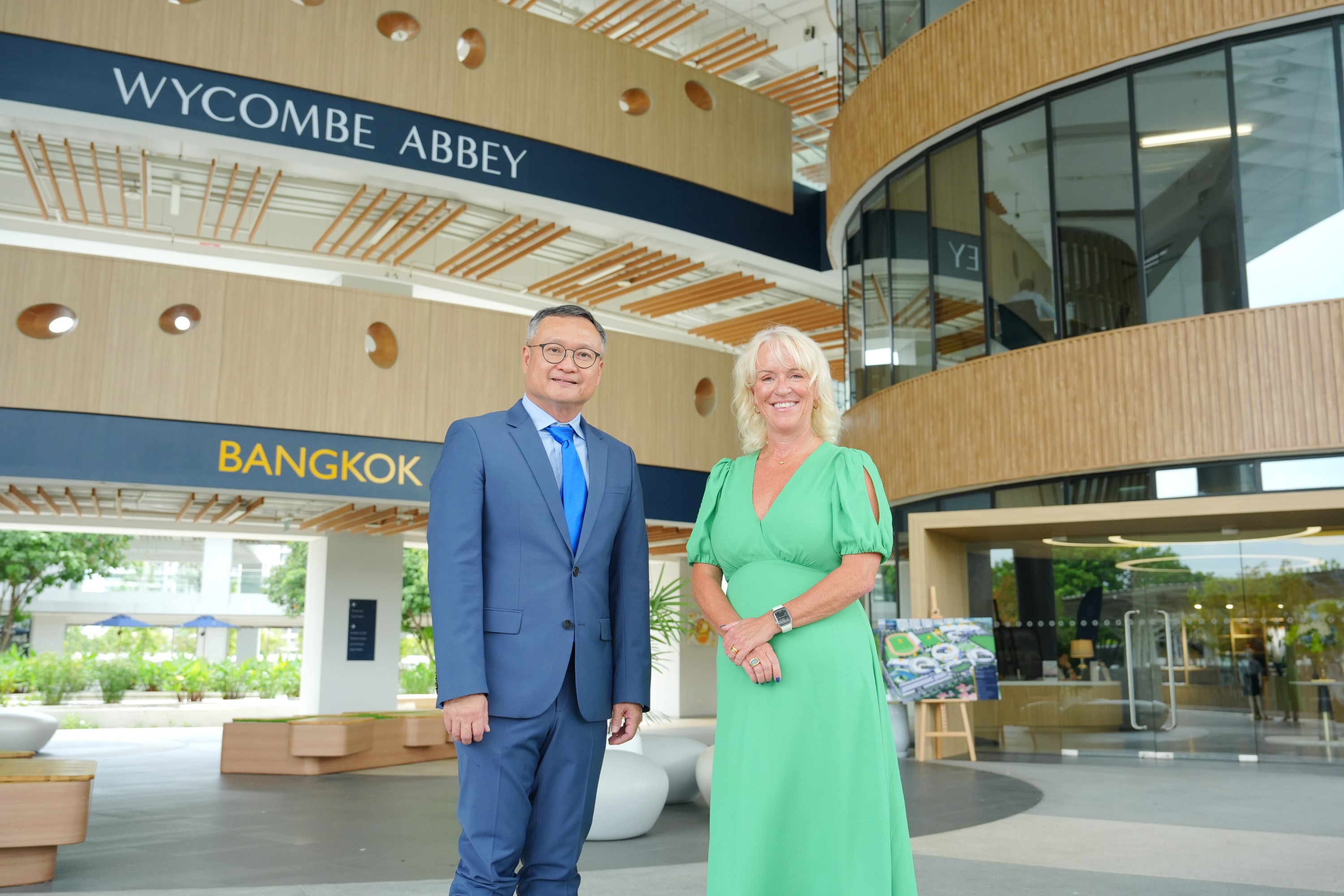 ฟิโอน่า แองเจิล ครูใหญ่ผู้ก่อตั้งโรงเรียน Wycombe Abbey International School Bangkok