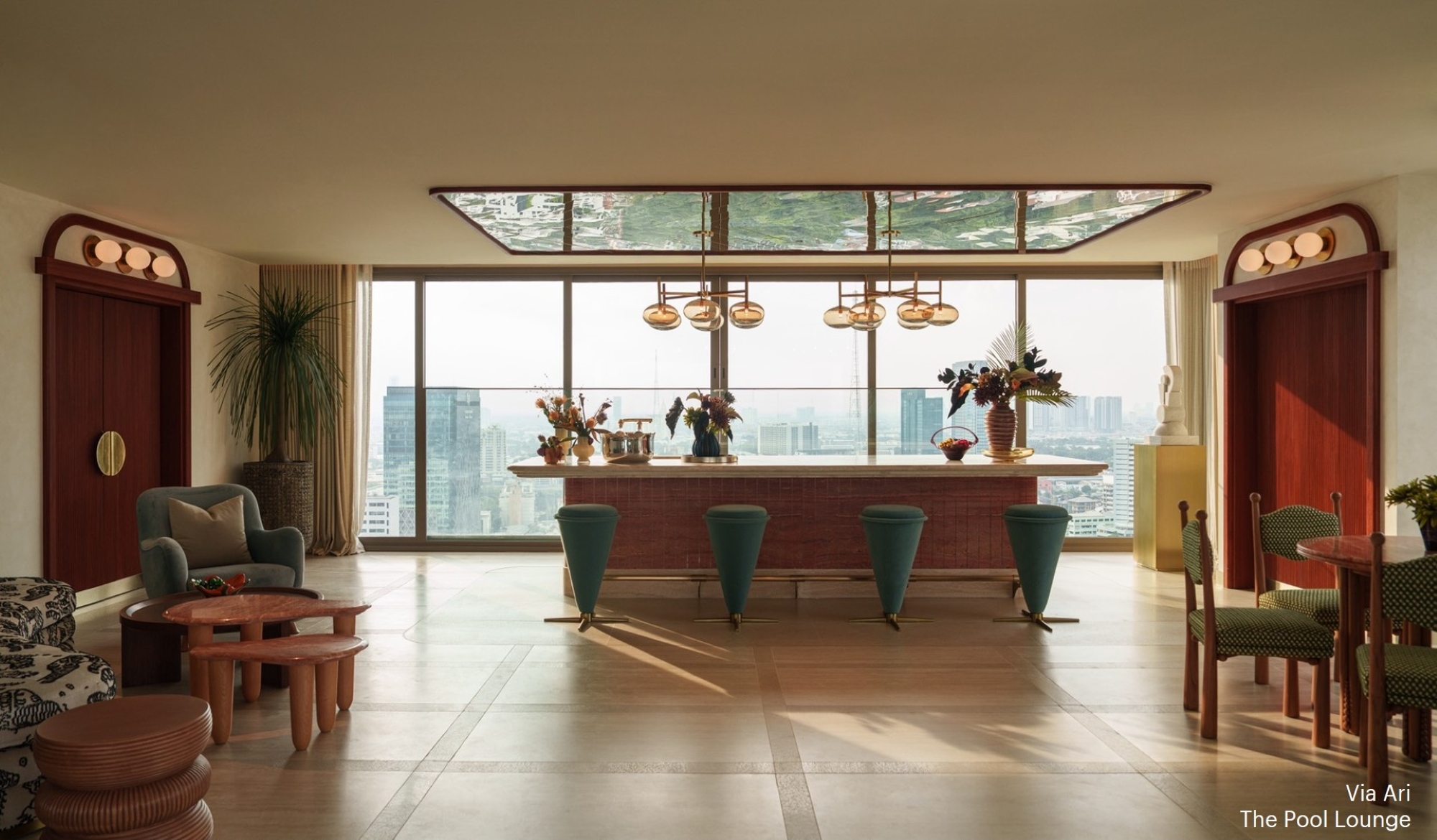 The Pool Lounge โครงการ Via Ari