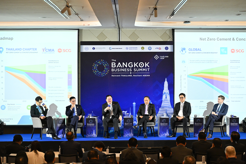 เวทีเสวนาหัวข้อ Building Thailand’s Next Growth Engine: Climate-Resilient Infrastructure for the Future Industries ภายในงาน The Bangkok Business Summit 2026