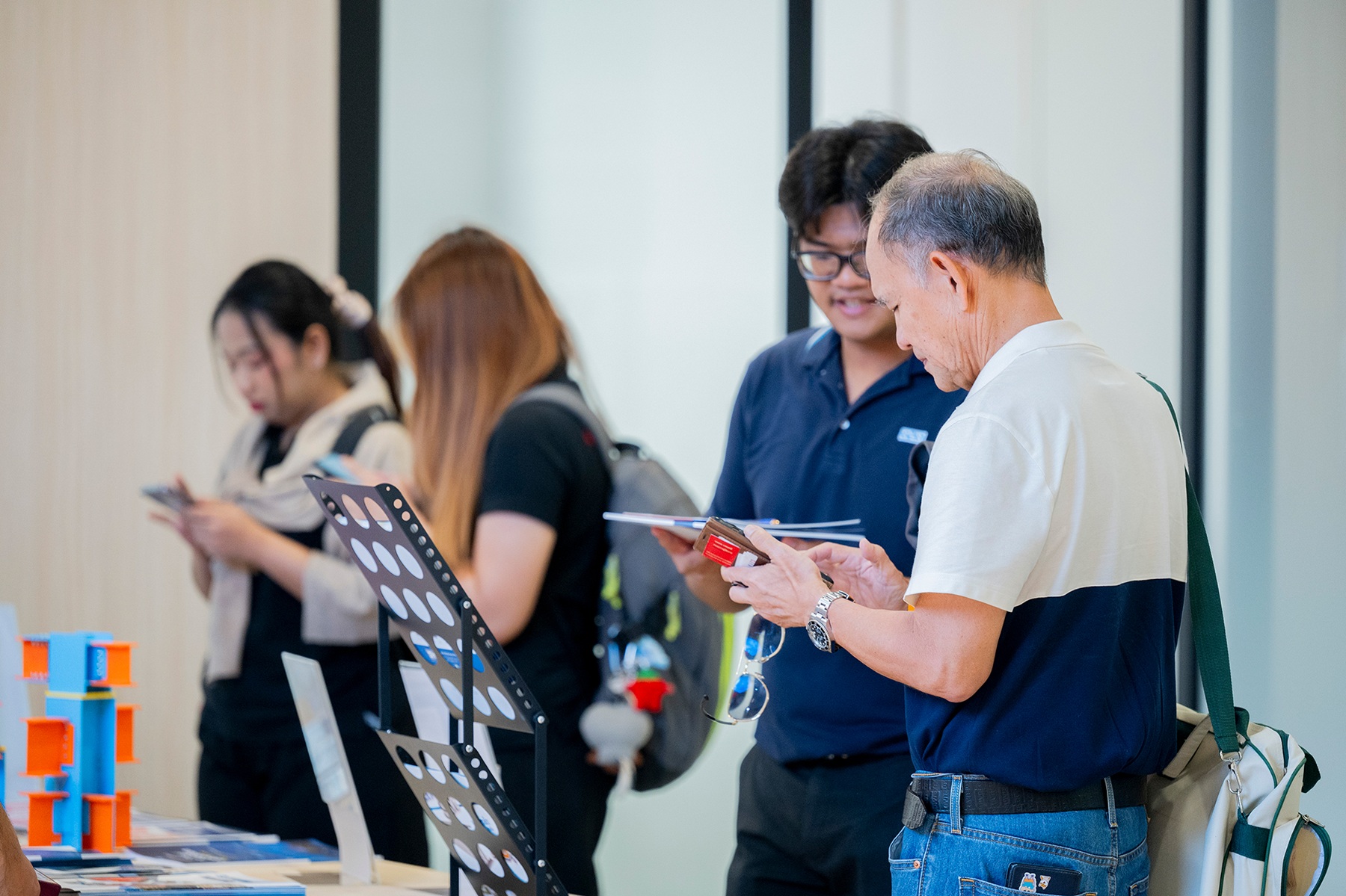 ผู้เข้าร่วมฟังการบรรยายในงานสัมมนา Thai Steel Fabrication Excellence