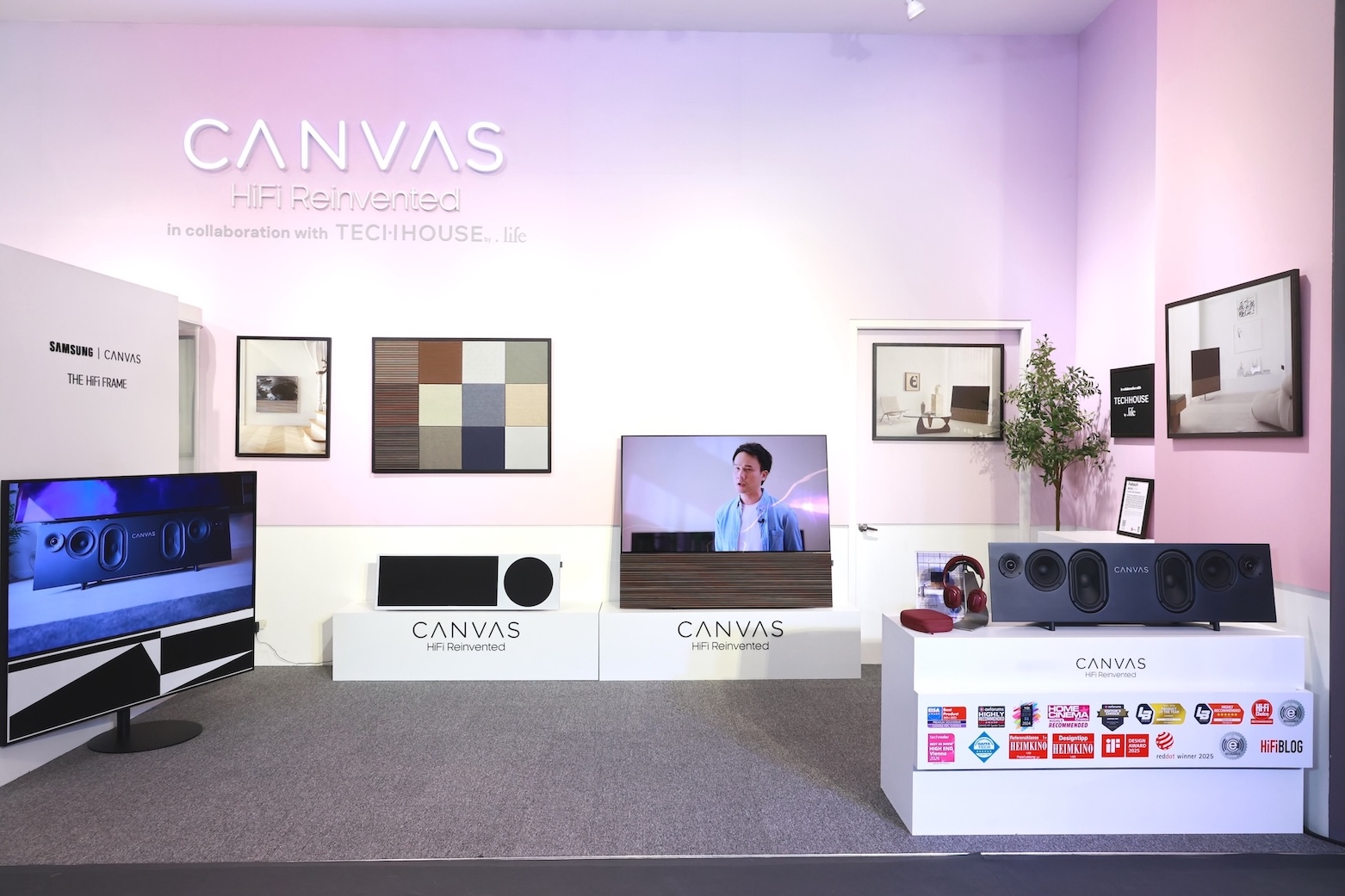 บรรยากาศภายในโชว์รูม CANVAS Space