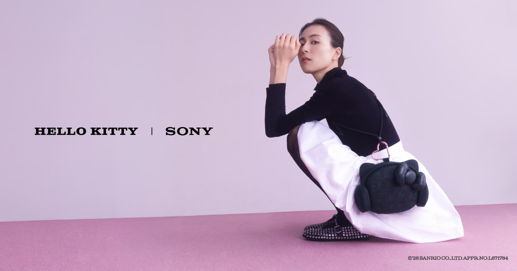 ภาพโปรโมตคอลเลกชัน Sony x Hello Kitty