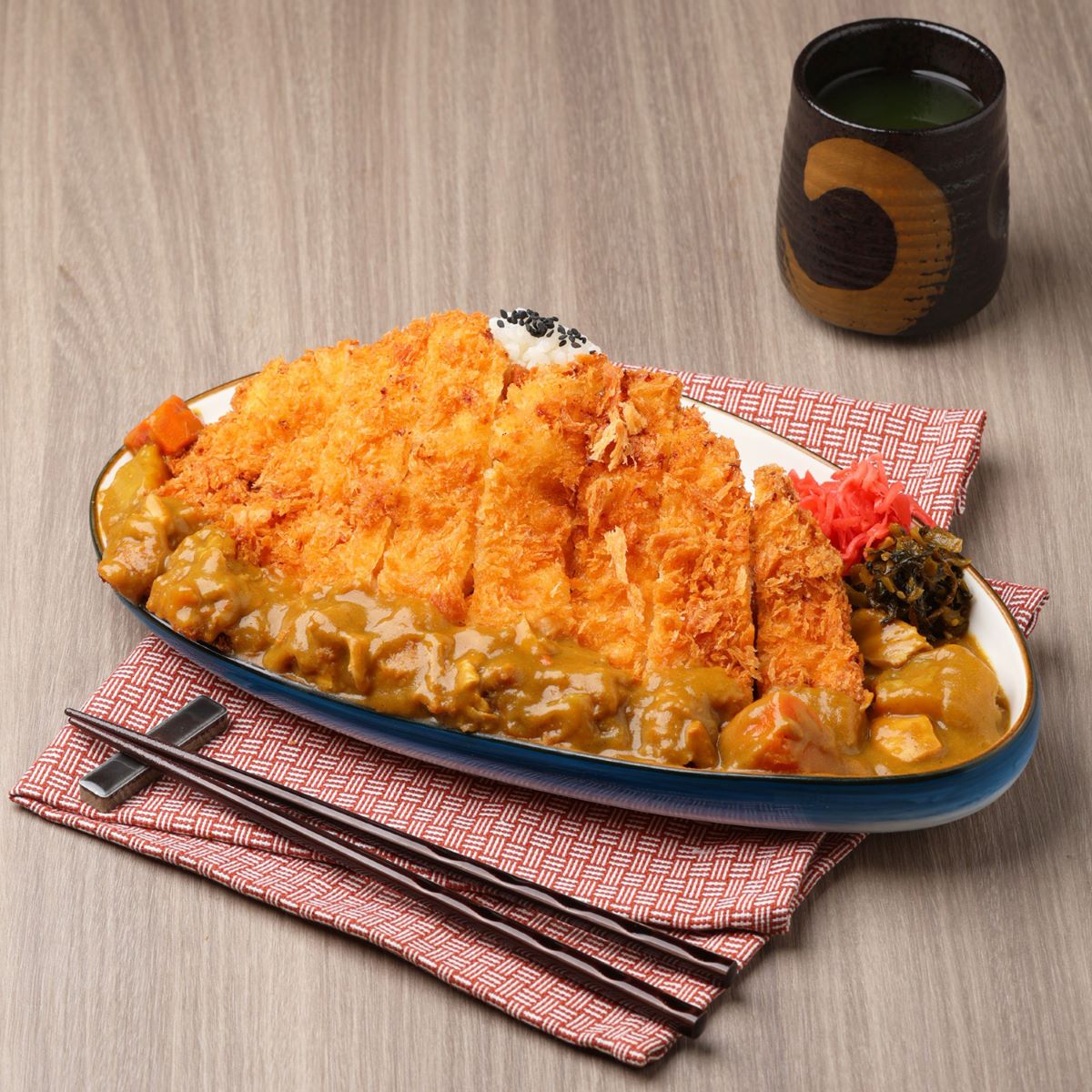 ข้าวแกงกะหรี่ ไก่คัตสึจัมโบ้ ของร้านไทโชเต